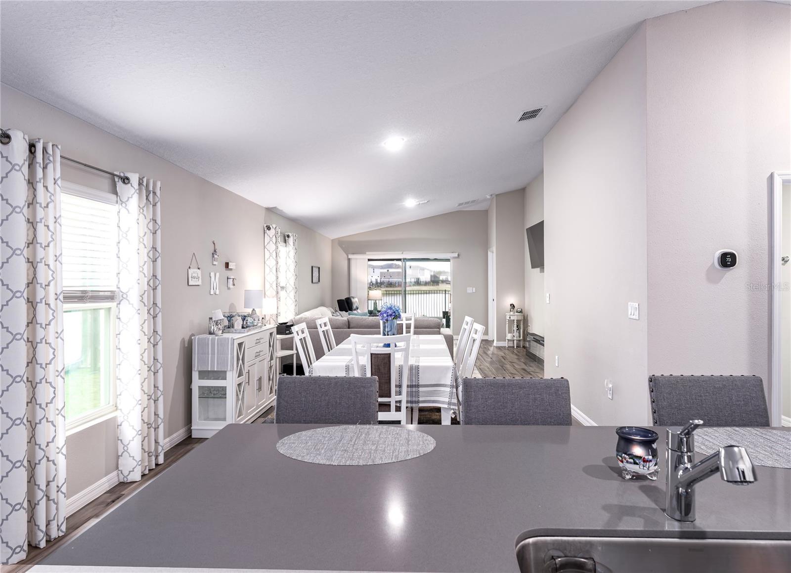 Image 4 of 35 For 7635 Twin Leaf Terrace