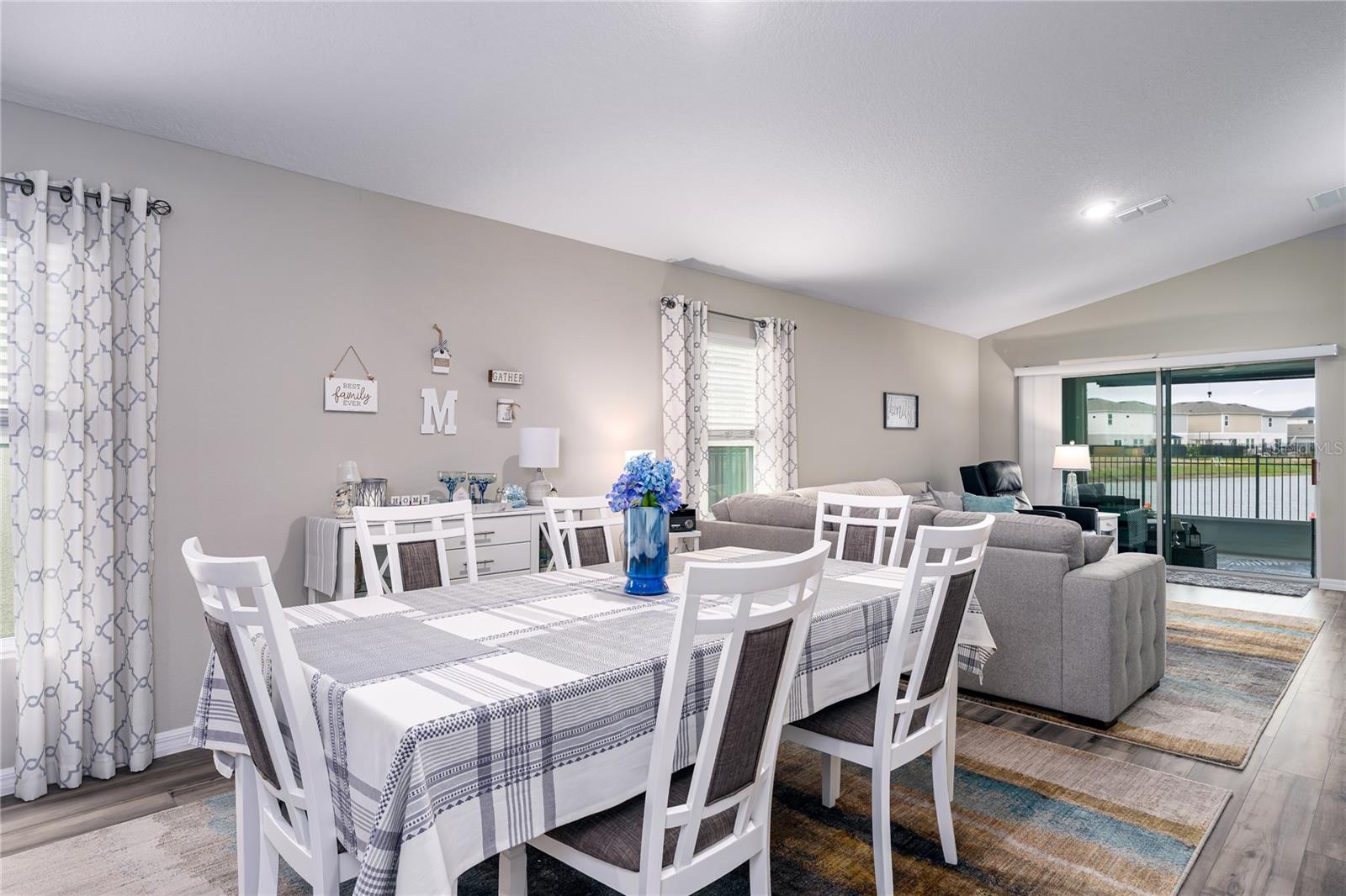 Image 5 of 35 For 7635 Twin Leaf Terrace