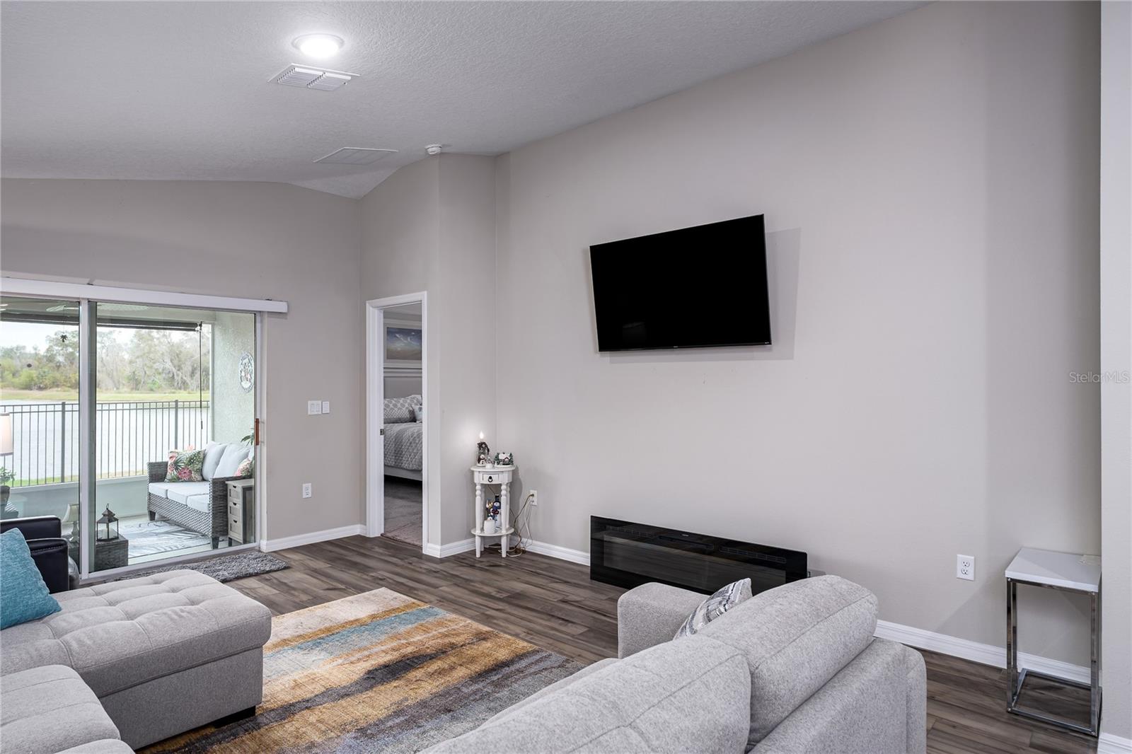 Image 9 of 35 For 7635 Twin Leaf Terrace