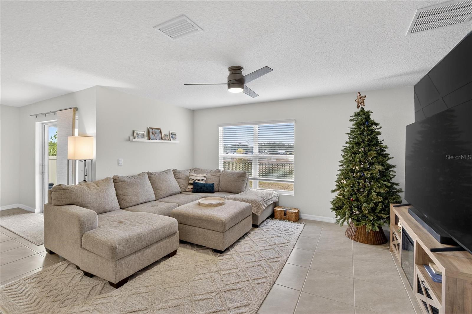 Image 12 of 44 For 7511 Rosewood Garden Loop