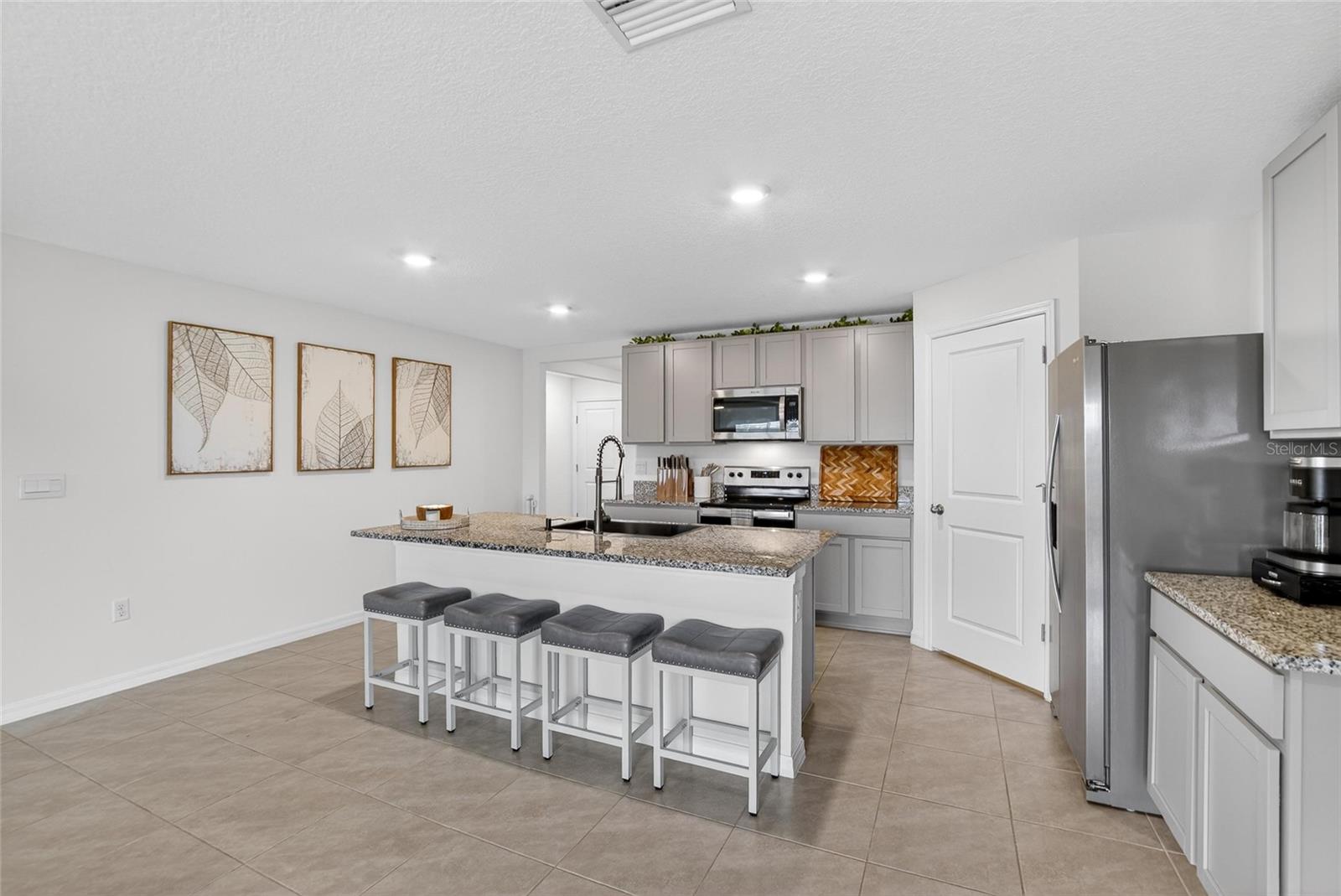 Image 9 of 44 For 7511 Rosewood Garden Loop