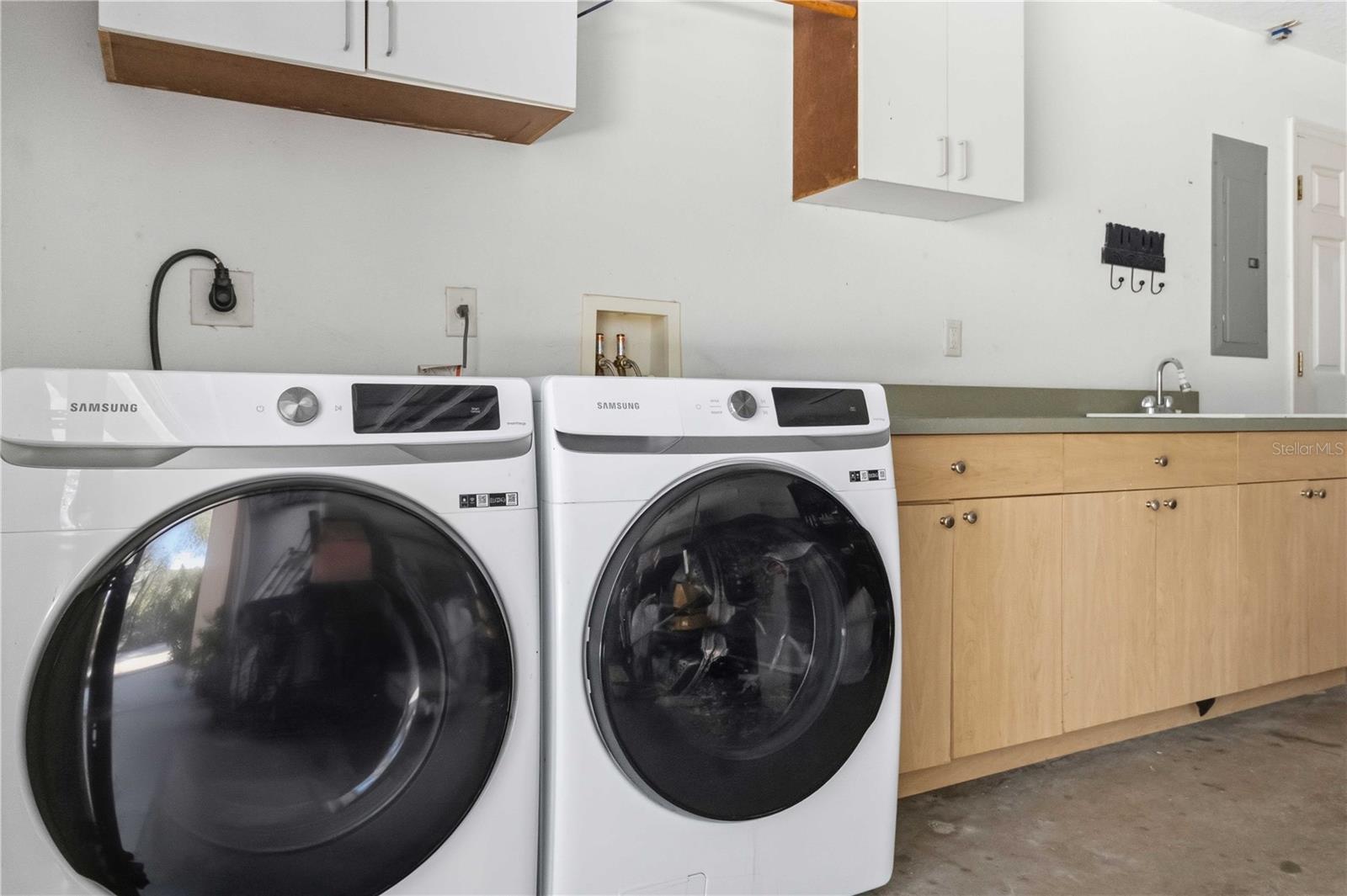 Image 27 of 54 For 6711 Bonnie Blue Drive