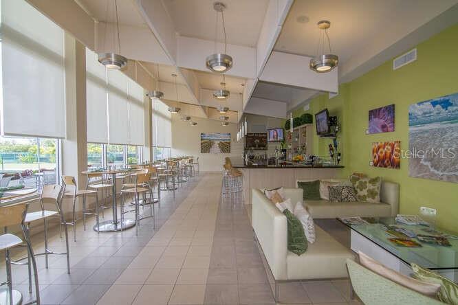 Image 30 of 32 For 250 Sands Point Road 5203