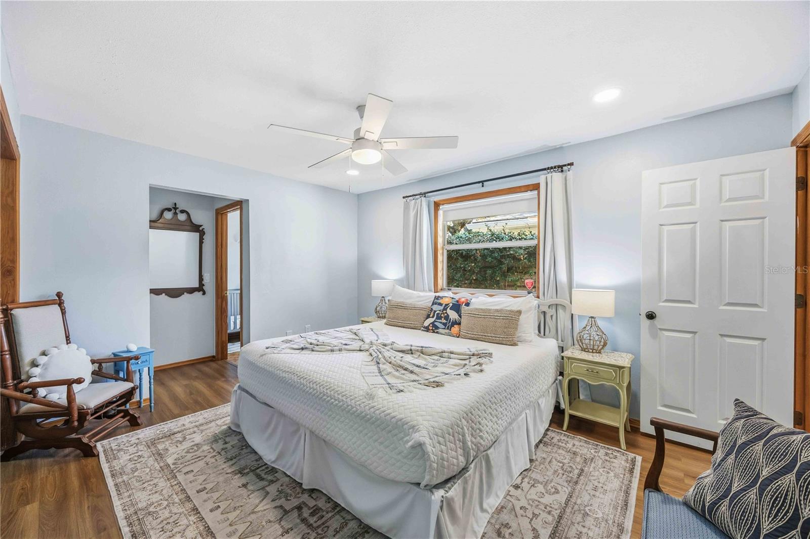 Image 16 of 54 For 2711 1st Avenue W