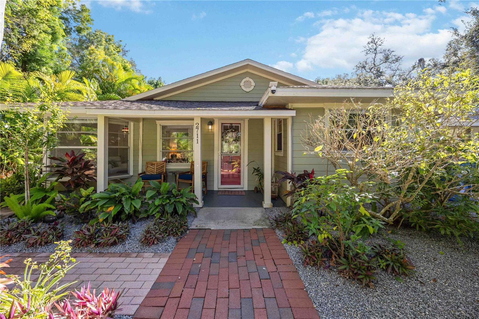 Image 2 of 54 For 2711 1st Avenue W