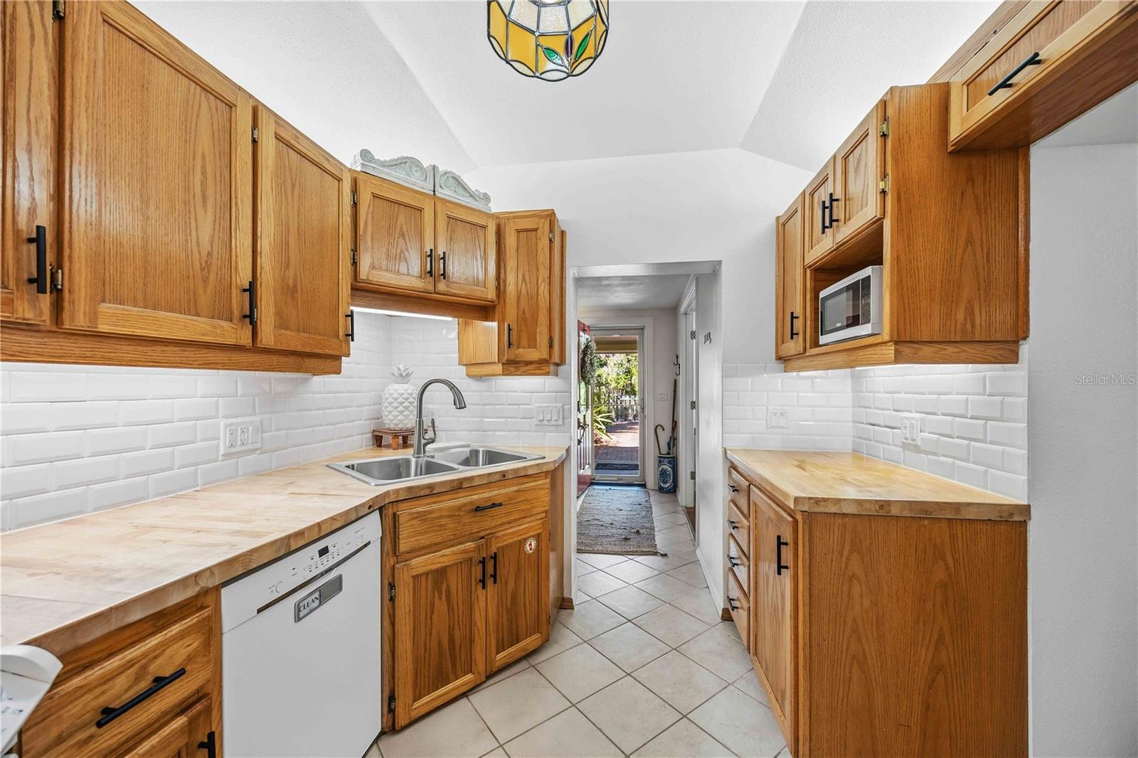 Image 26 of 54 For 2711 1st Avenue W