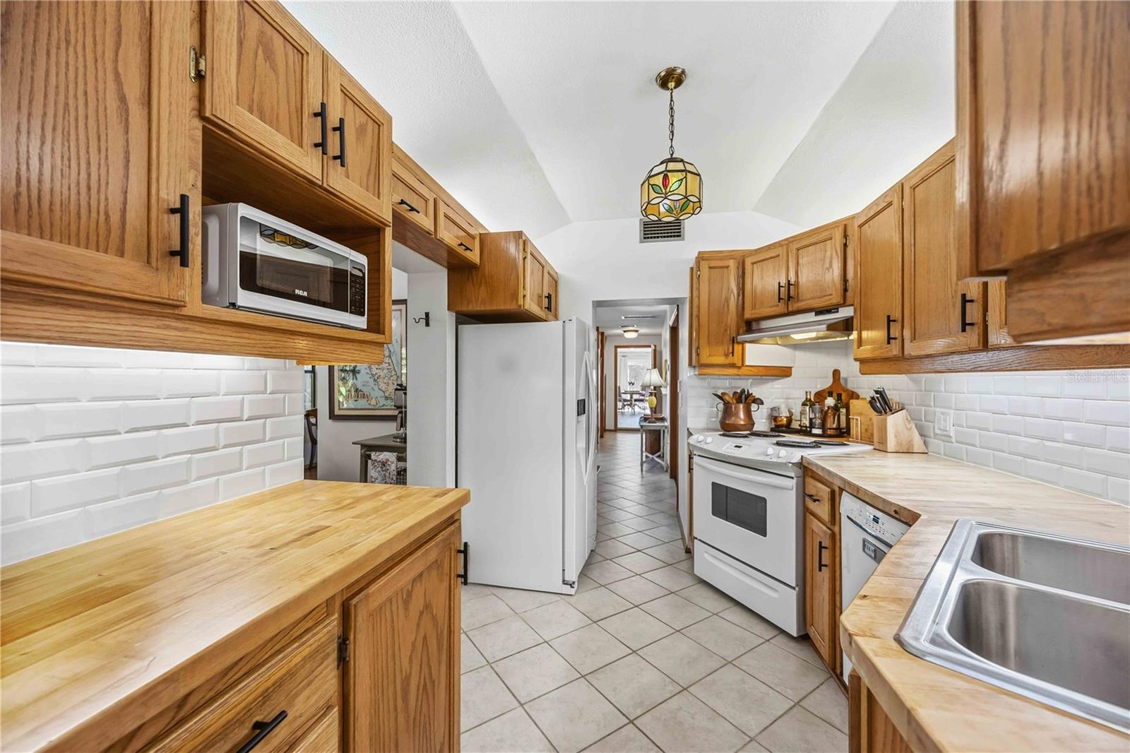 Image 29 of 54 For 2711 1st Avenue W