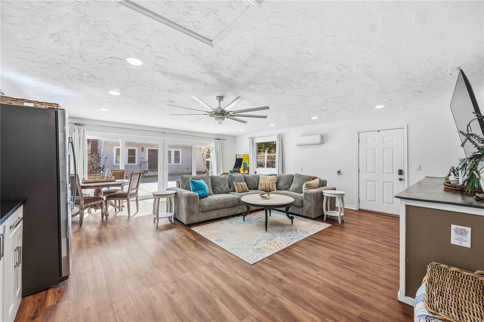 Image 37 of 54 For 2711 1st Avenue W