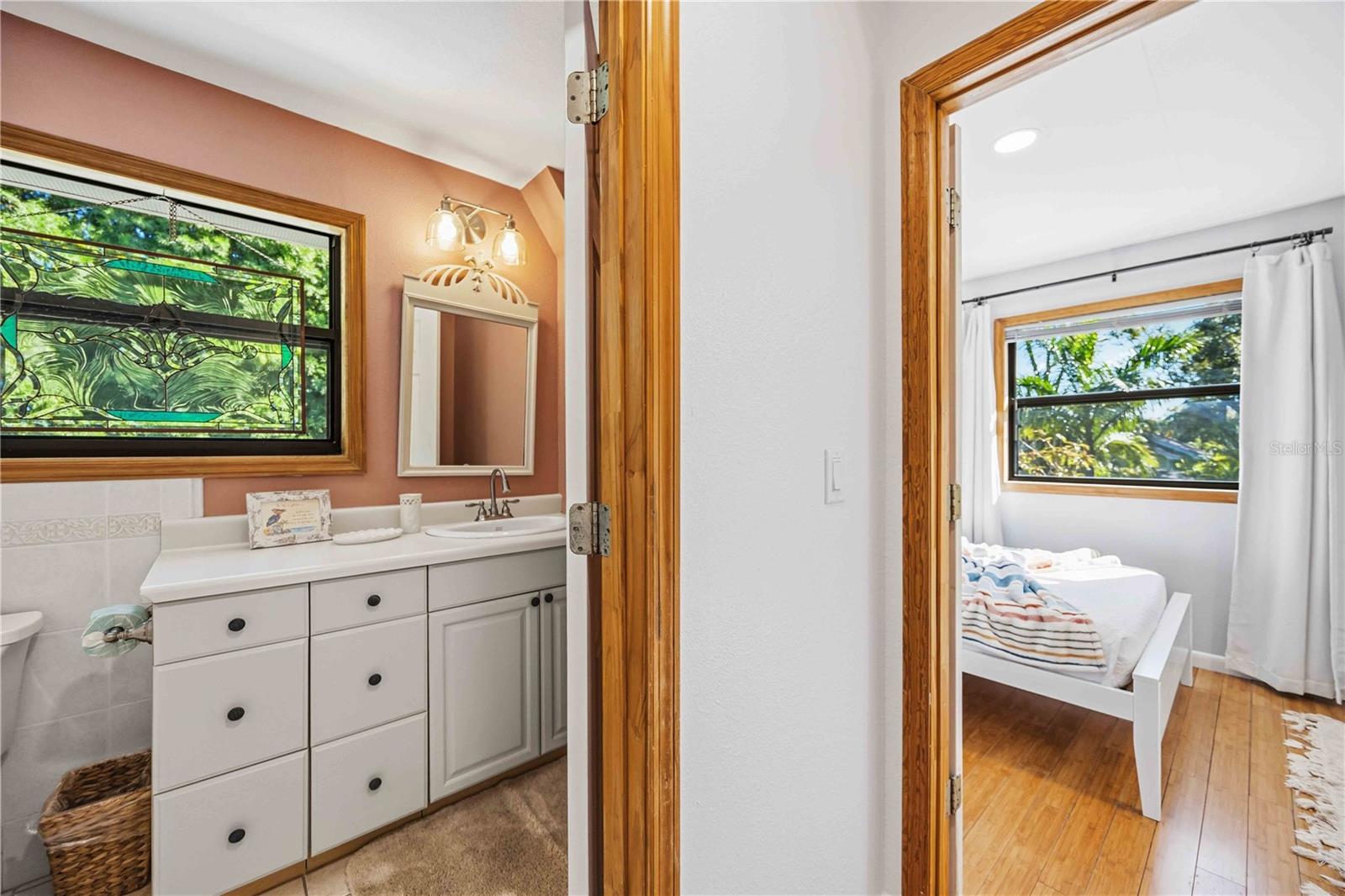 Image 41 of 54 For 2711 1st Avenue W