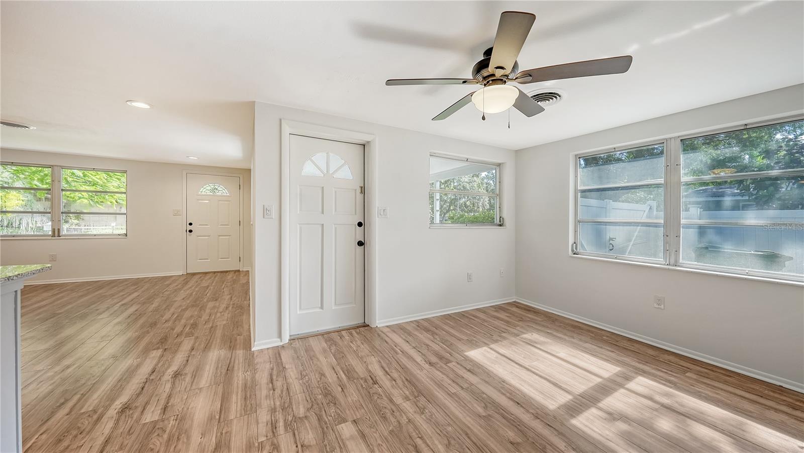 Image 11 of 35 For 2374 Arlington Street