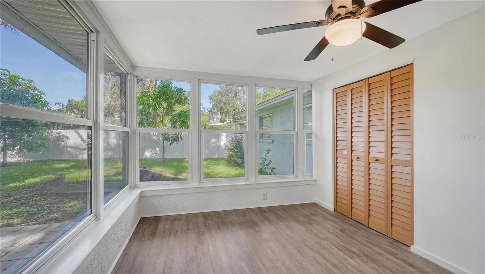 Image 20 of 35 For 2374 Arlington Street