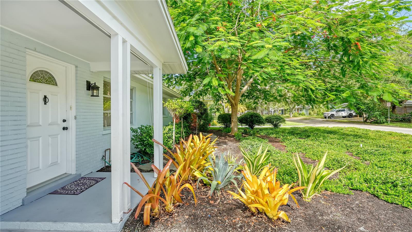 Image 3 of 35 For 2374 Arlington Street