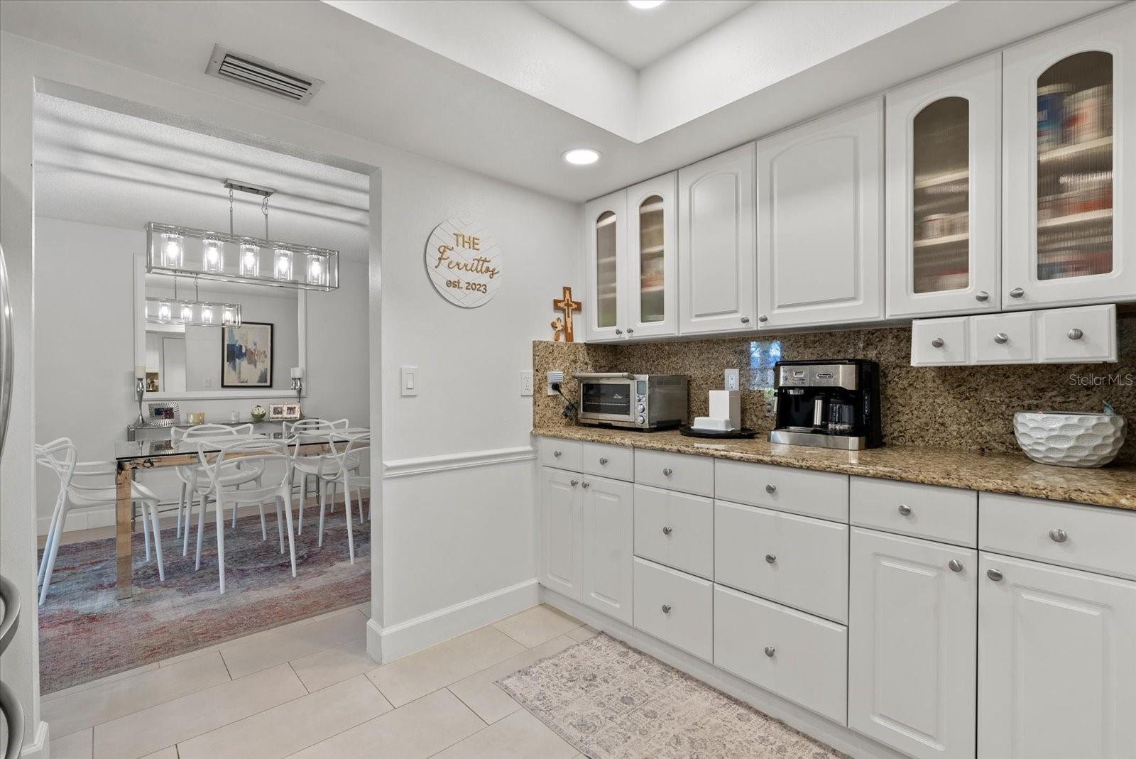 Image 13 of 29 For 6835 Roxbury Drive