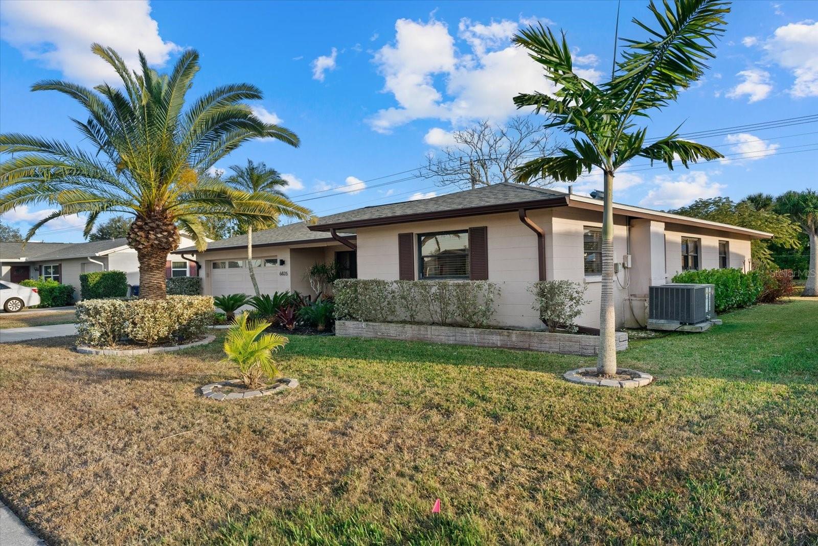 Image 23 of 29 For 6835 Roxbury Drive