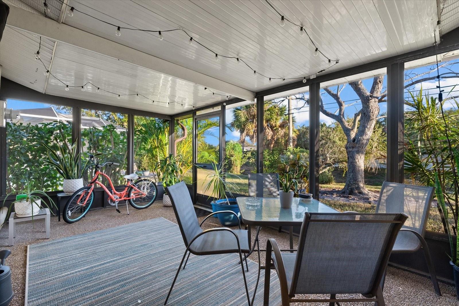 Image 25 of 29 For 6835 Roxbury Drive