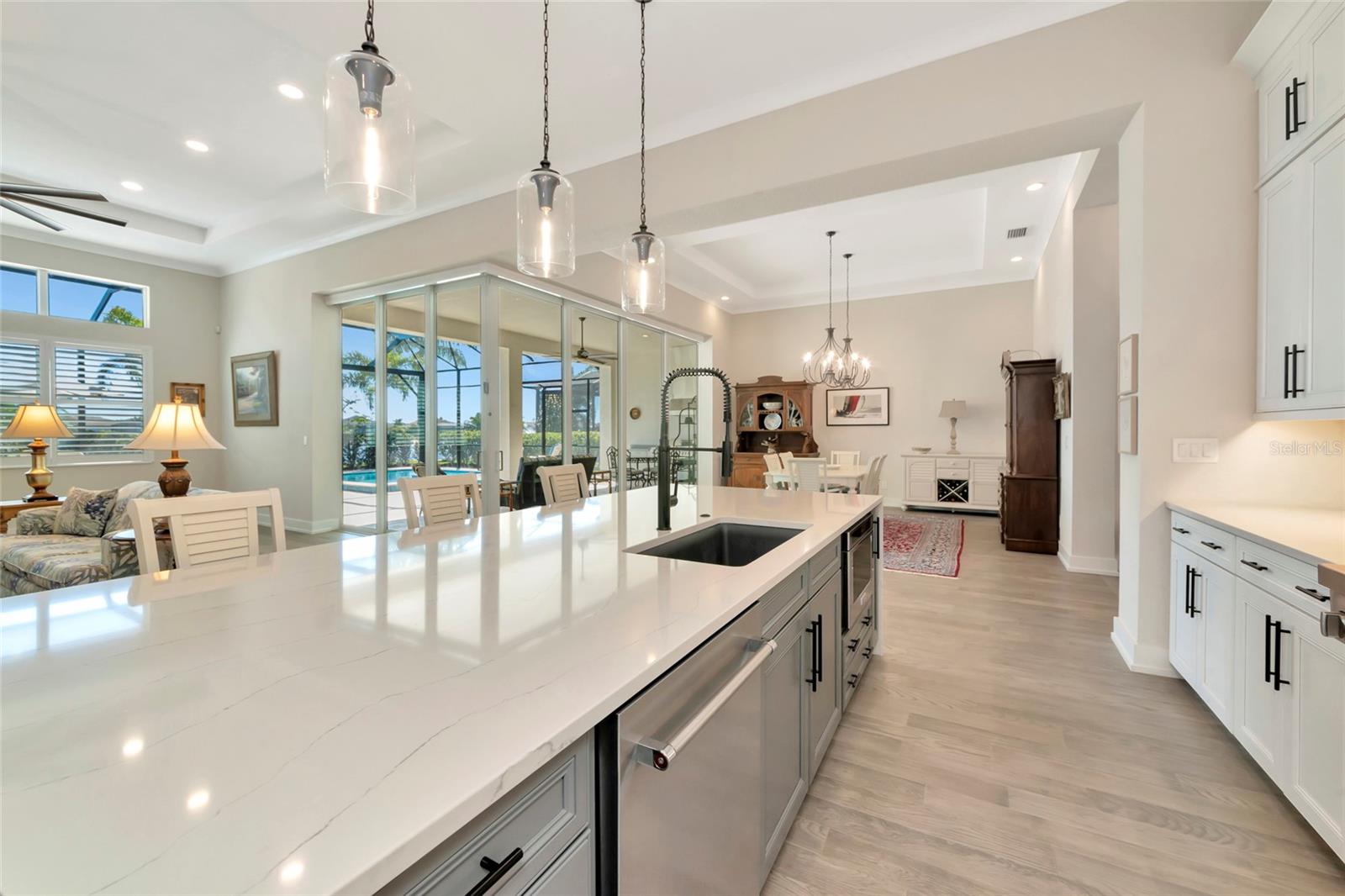 Image 11 of 80 For 8252 Redonda Loop