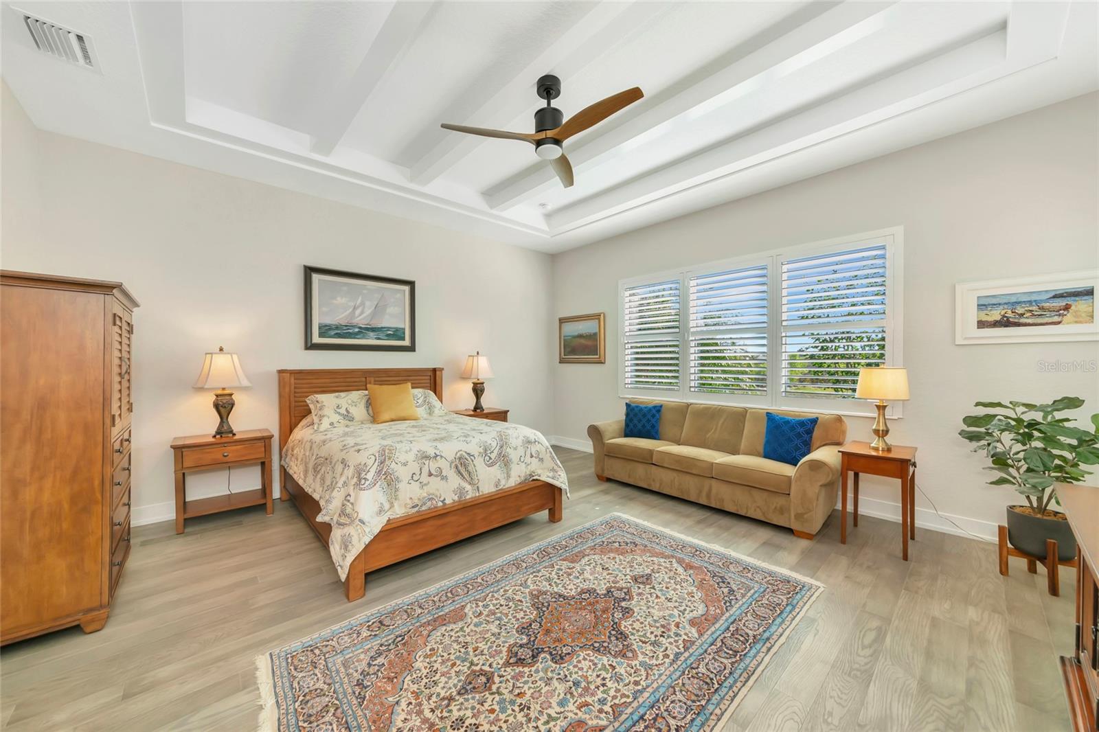 Image 22 of 80 For 8252 Redonda Loop