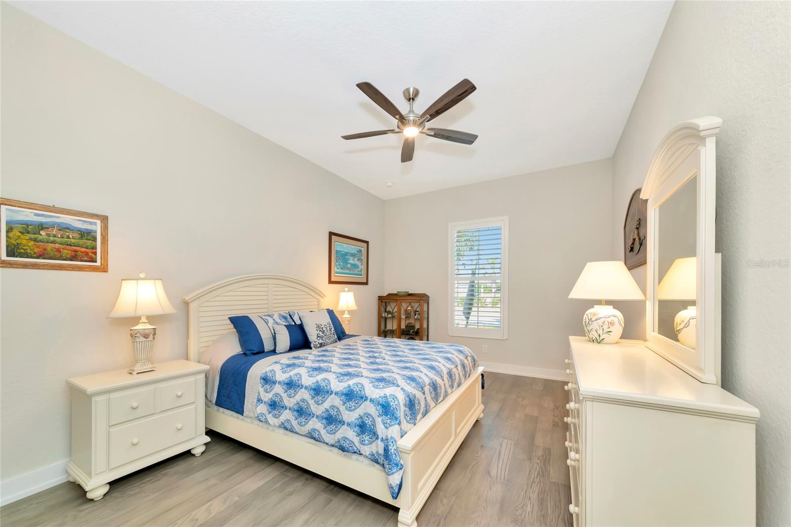 Image 28 of 80 For 8252 Redonda Loop