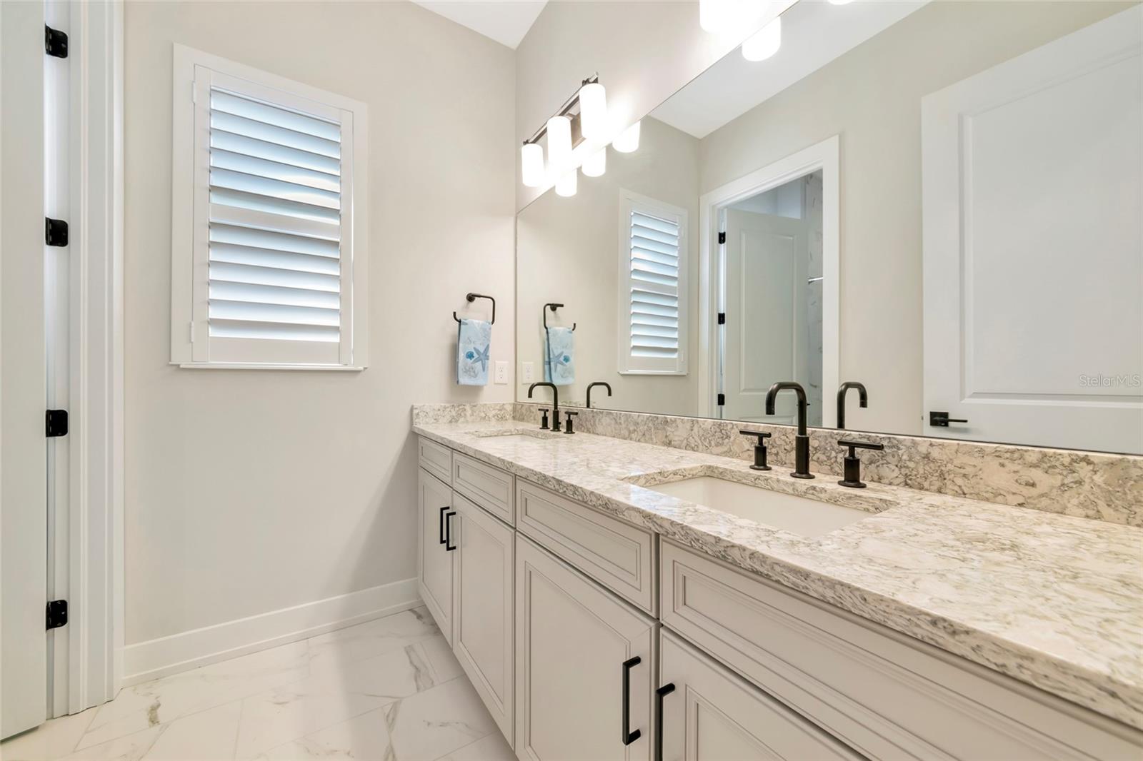 Image 34 of 80 For 8252 Redonda Loop