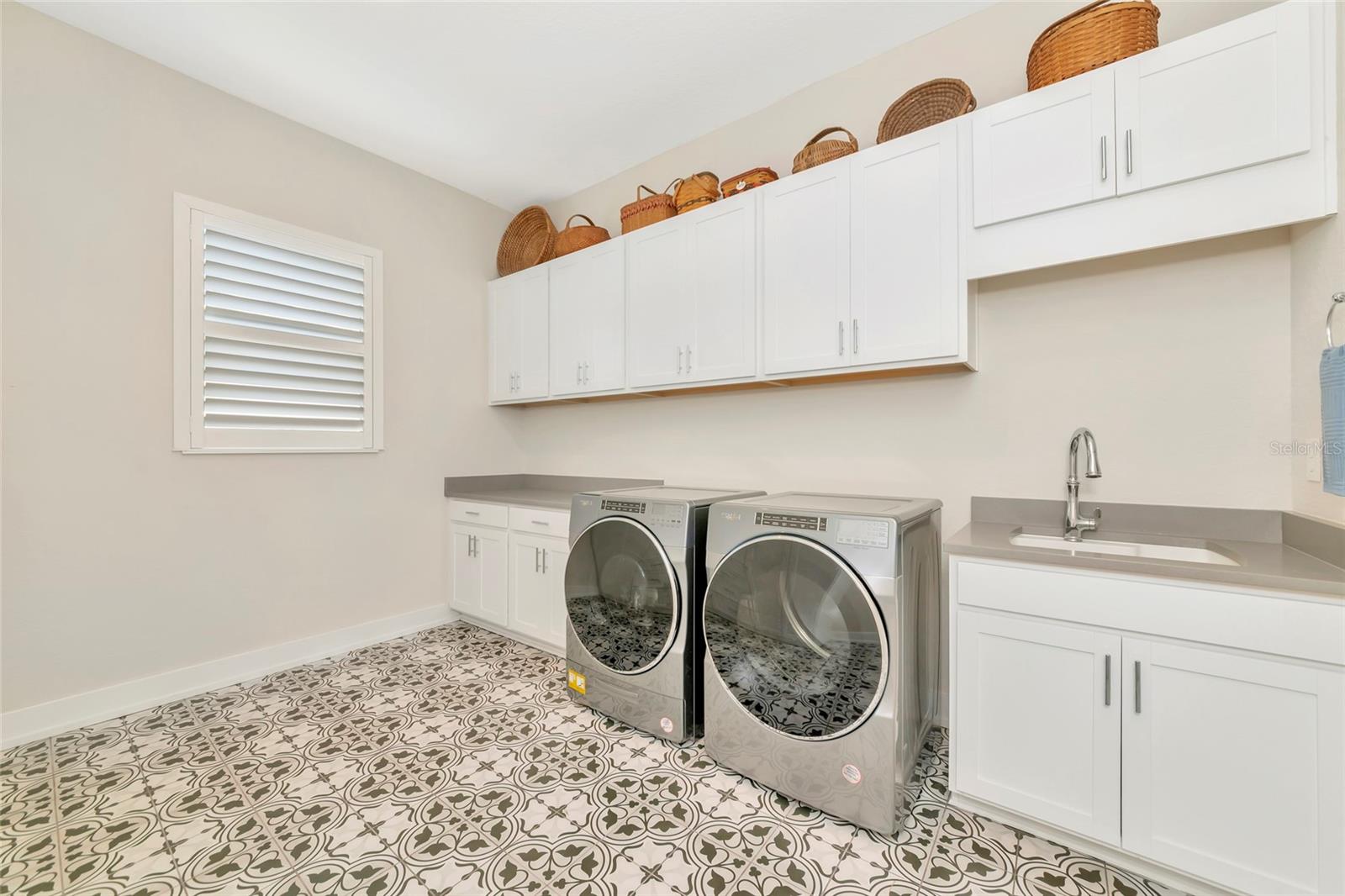 Image 38 of 80 For 8252 Redonda Loop