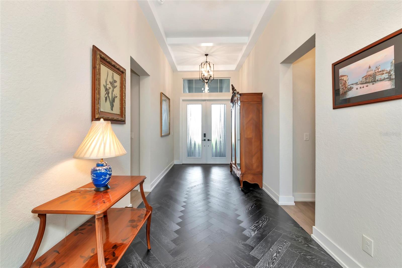 Image 5 of 80 For 8252 Redonda Loop