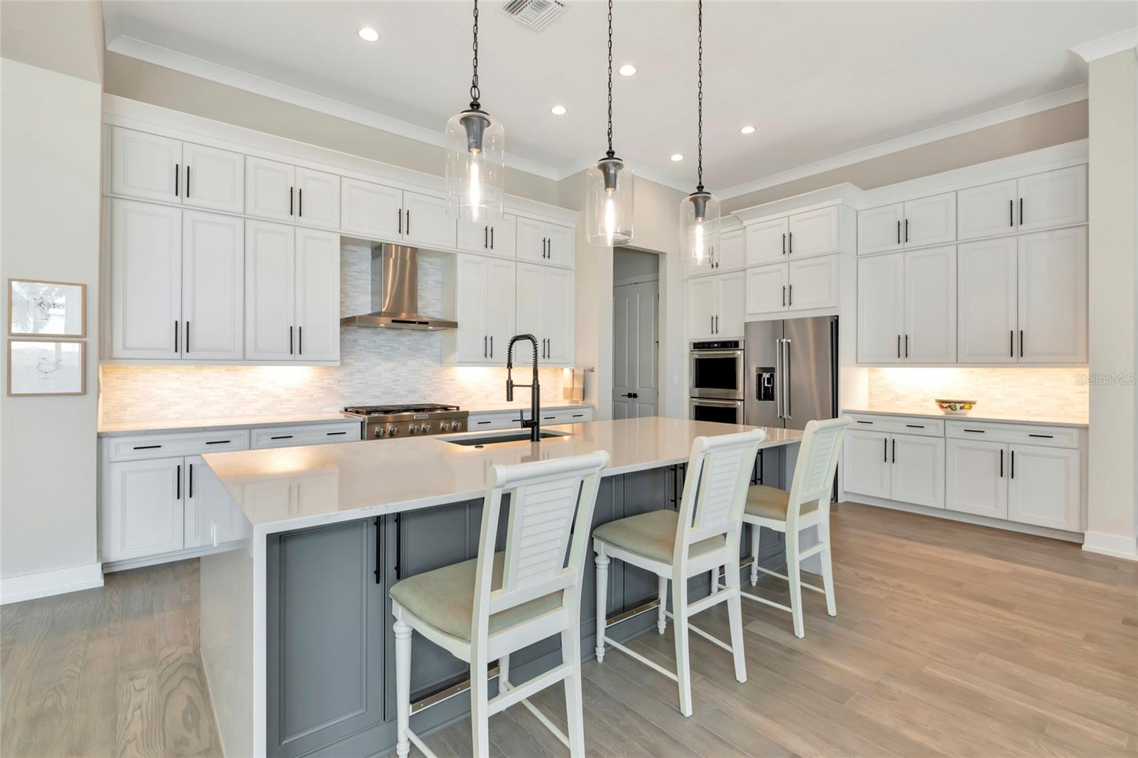 Image 6 of 80 For 8252 Redonda Loop