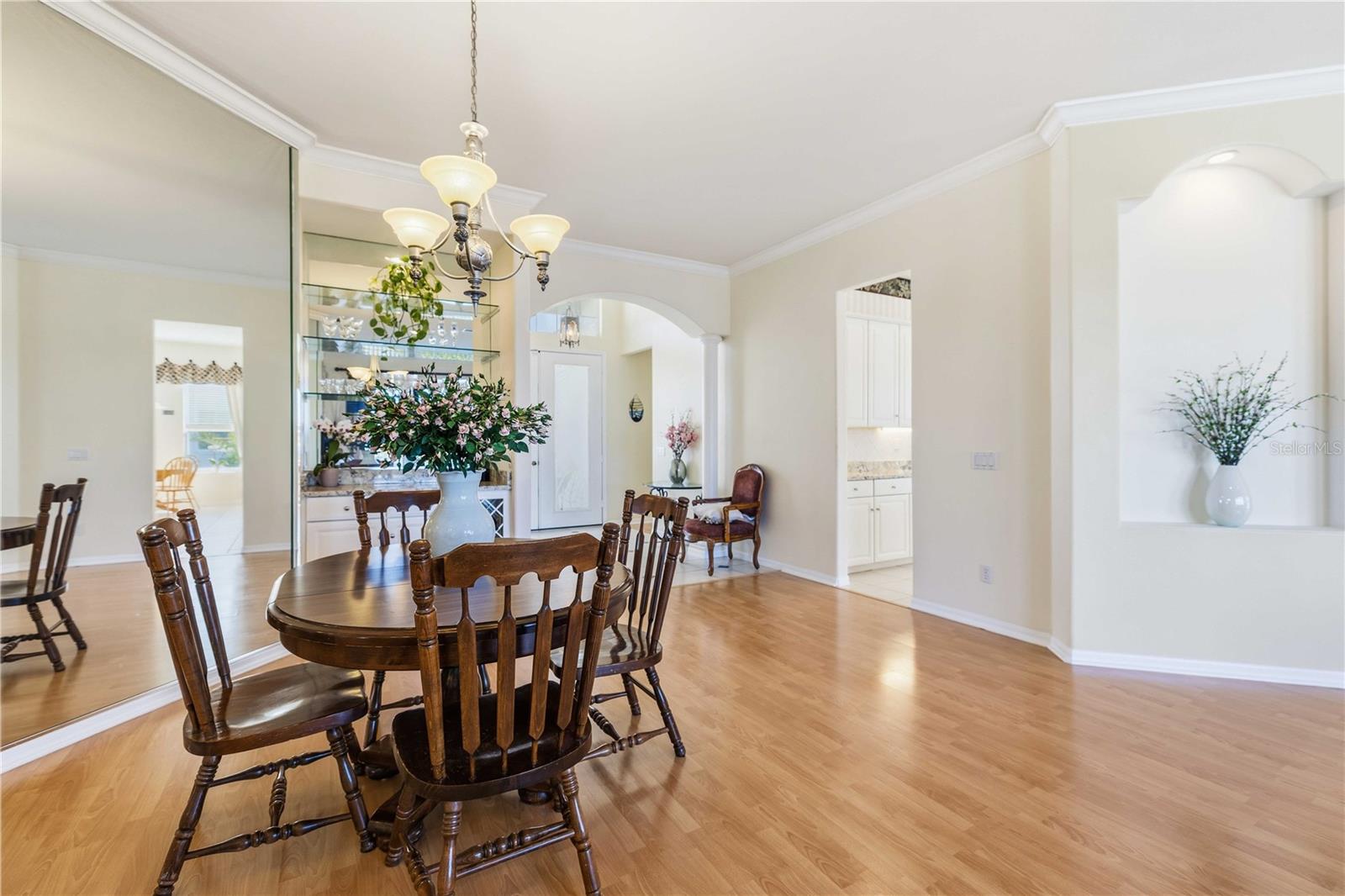 Image 16 of 56 For 136 41st Circle E