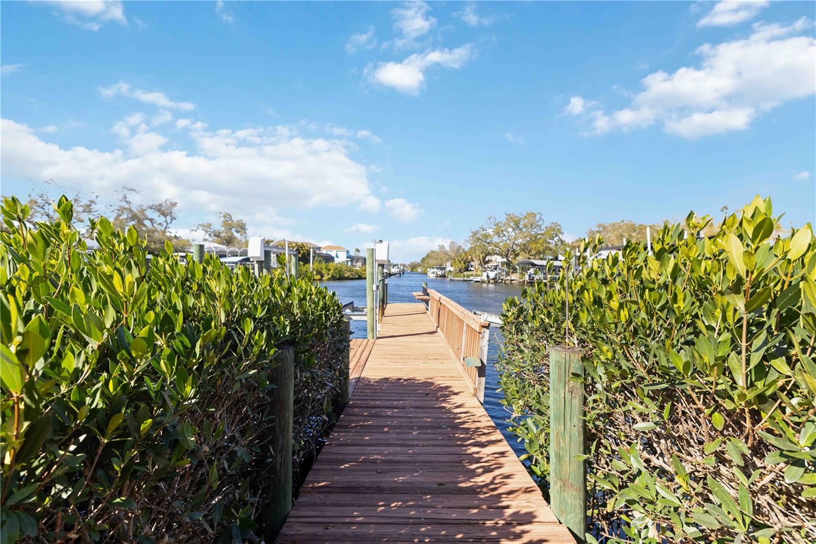 Image 40 of 56 For 136 41st Circle E