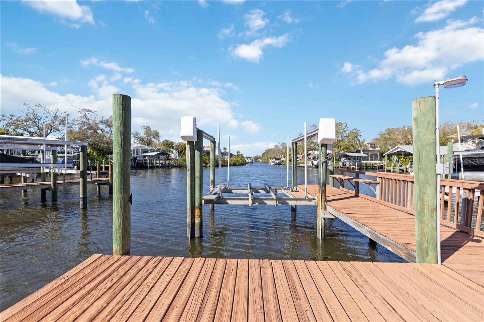 Image 42 of 56 For 136 41st Circle E