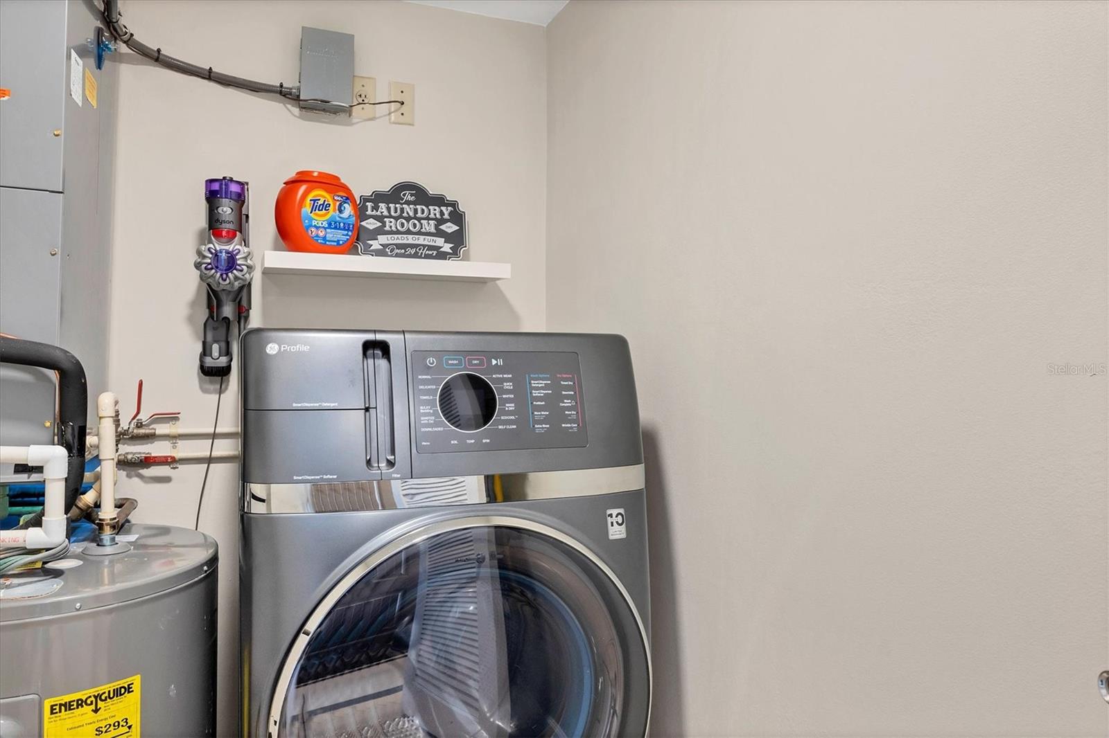 Image 18 of 43 For 8750 Midnight Pass Road 302