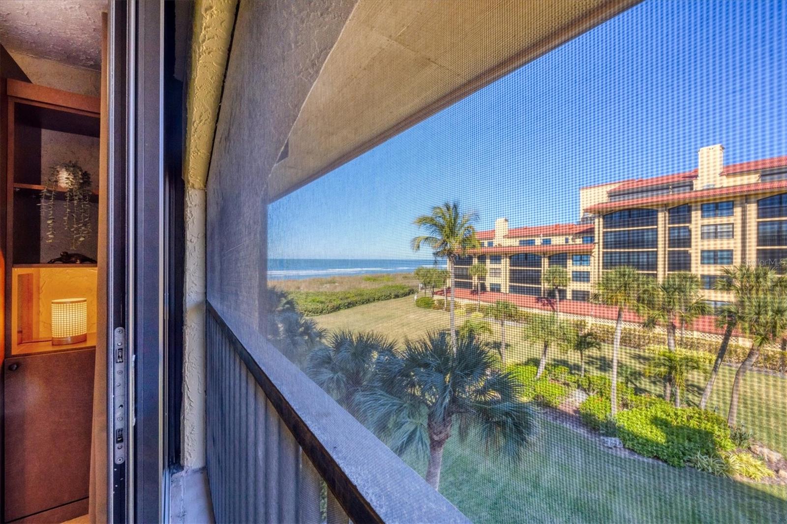 Image 22 of 43 For 8750 Midnight Pass Road 302