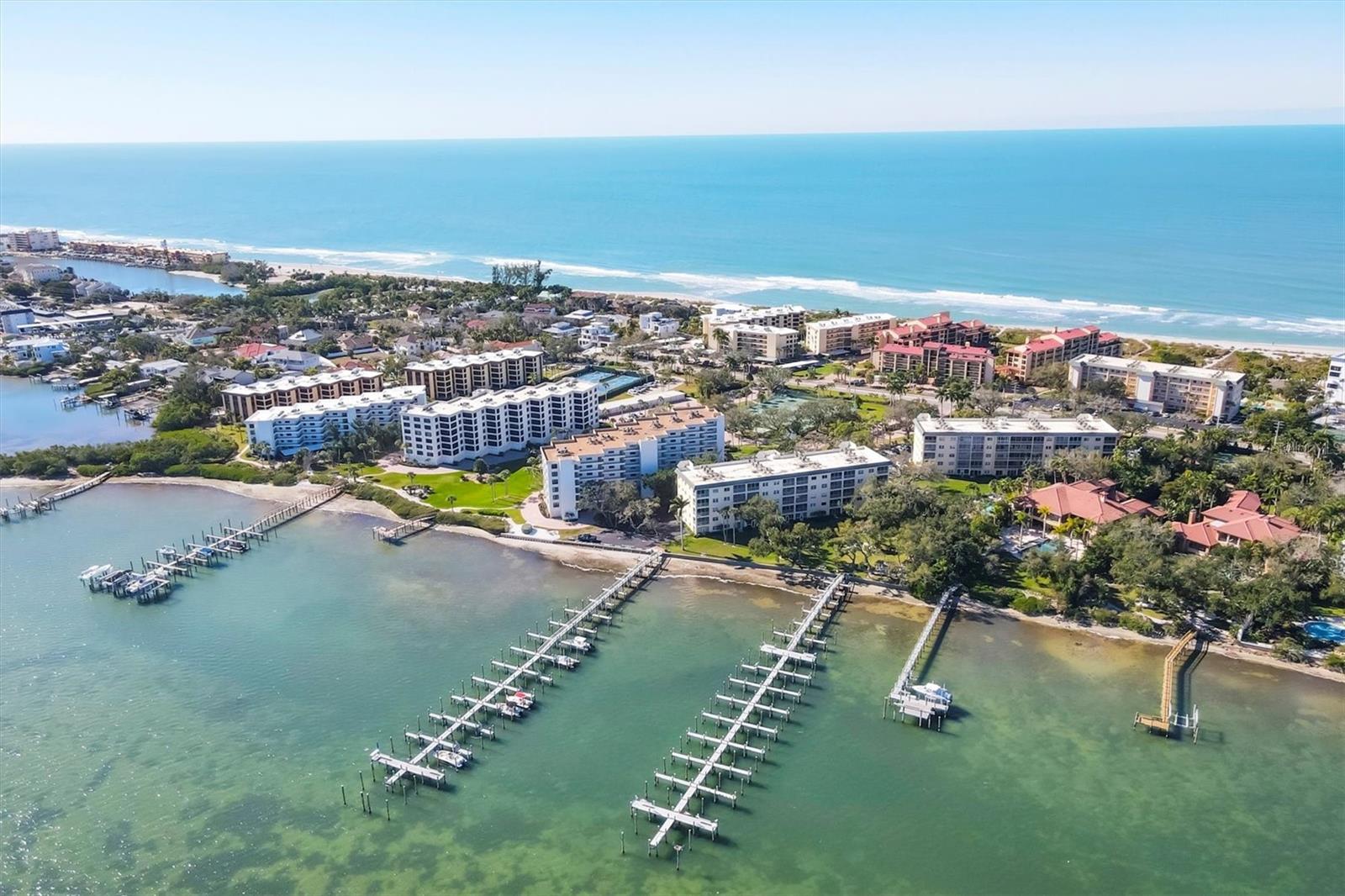 Image 35 of 43 For 8750 Midnight Pass Road 302