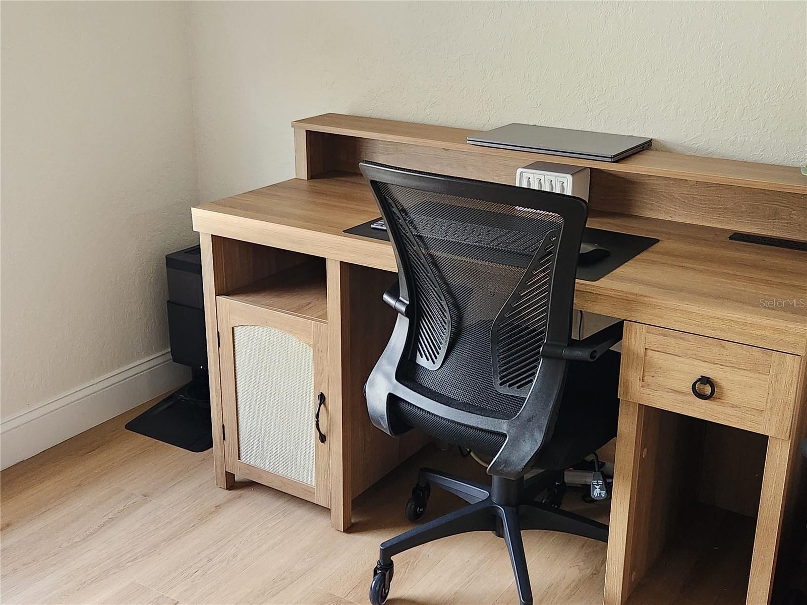 Image 12 of 32 For 8926 Manor Loop Circle 201 B