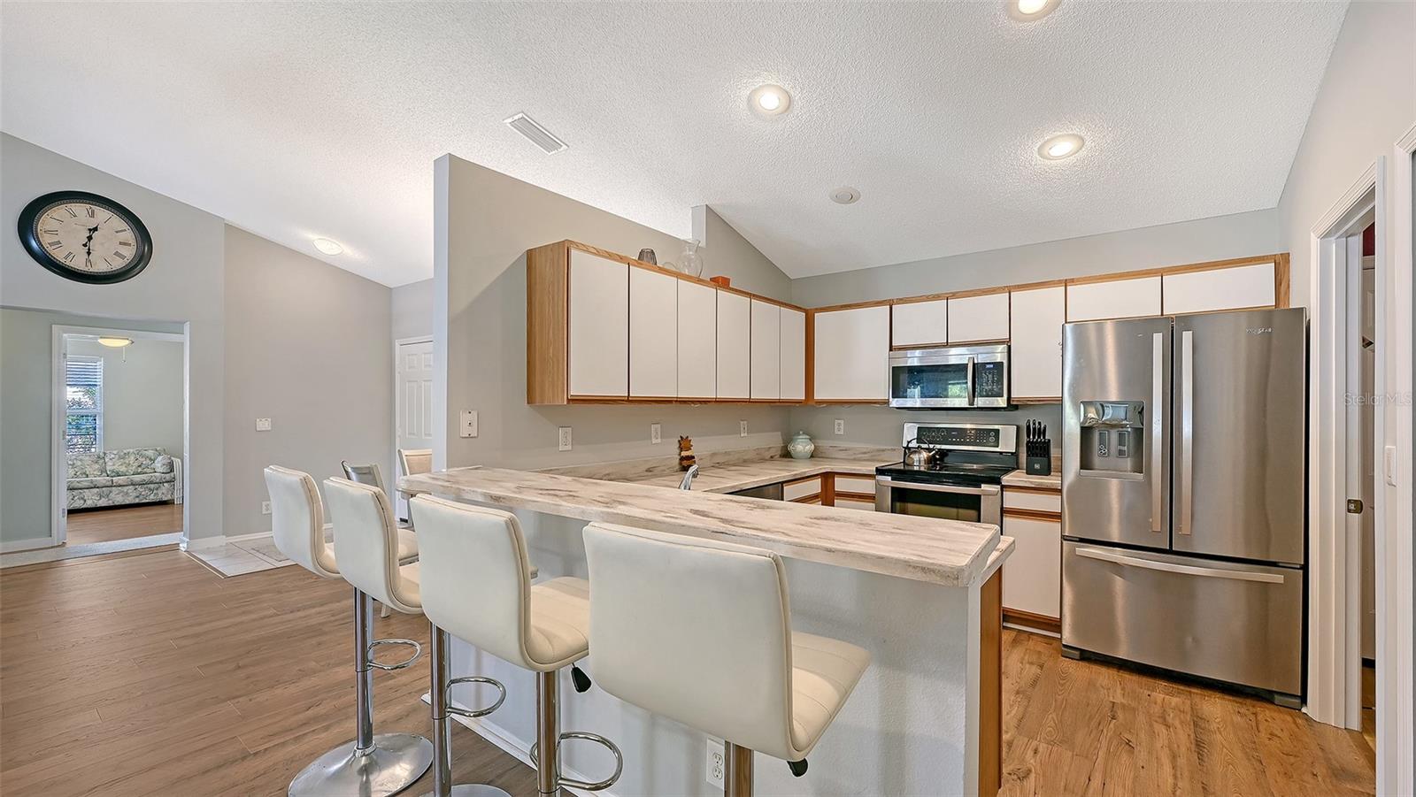 Image 15 of 42 For 406 116th Street E