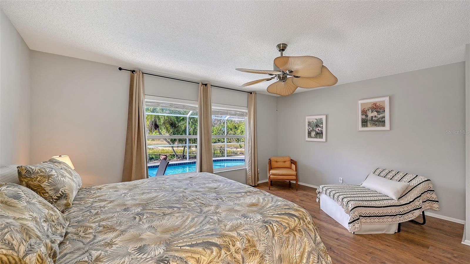 Image 18 of 42 For 406 116th Street E