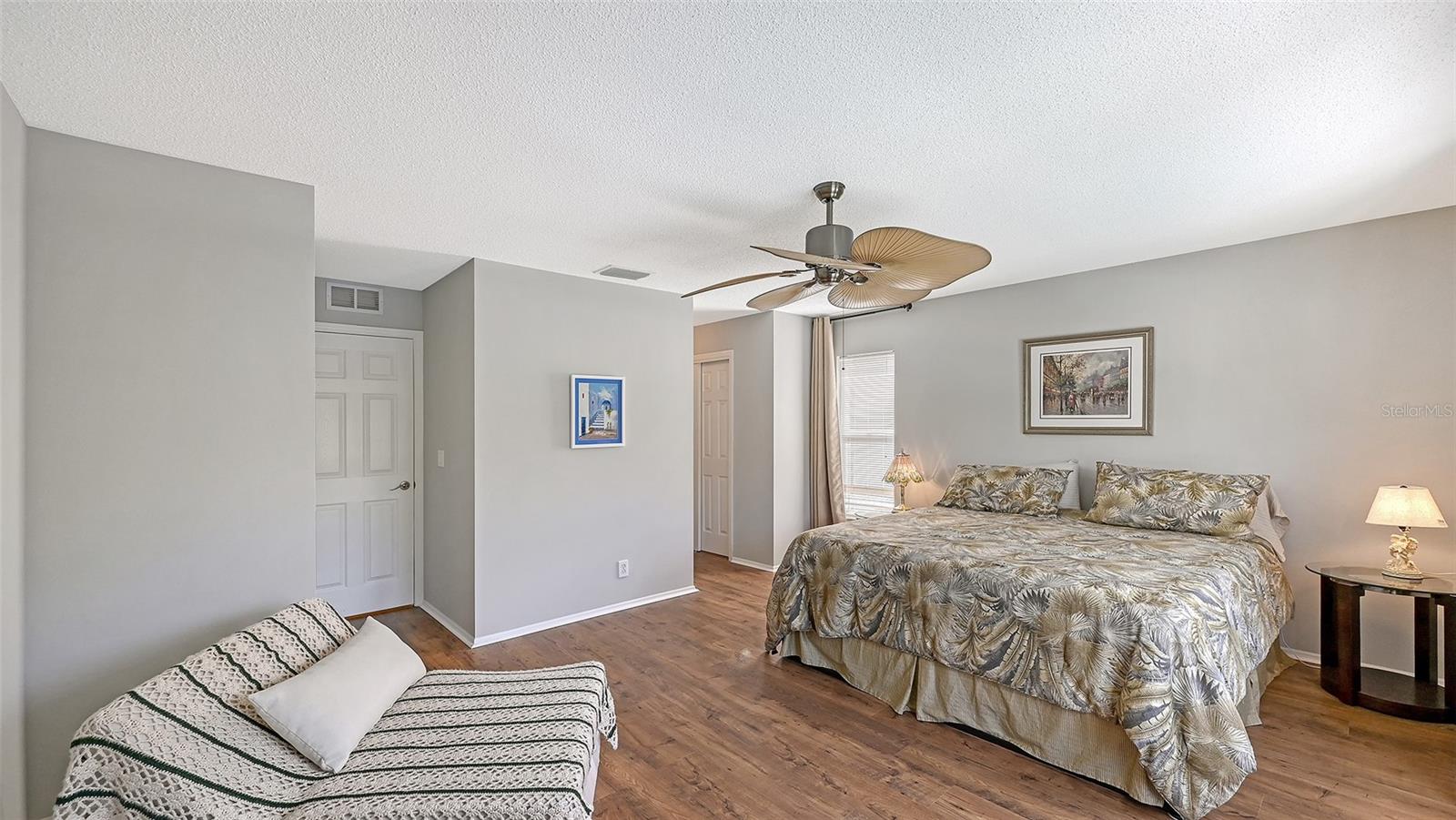 Image 19 of 42 For 406 116th Street E