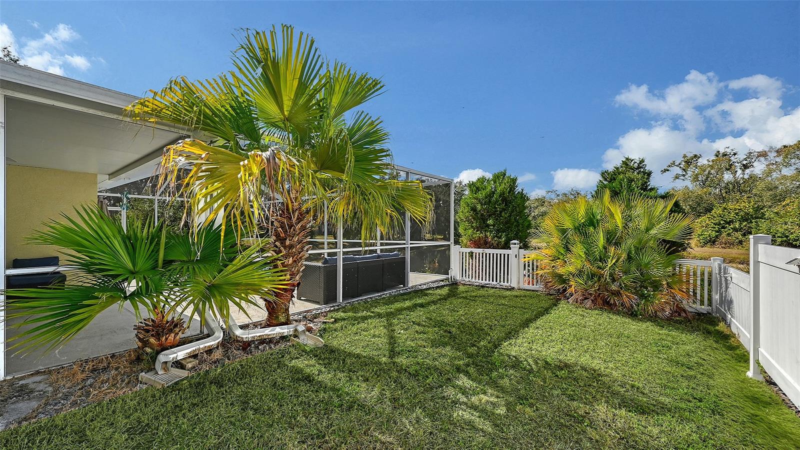 Image 36 of 42 For 406 116th Street E