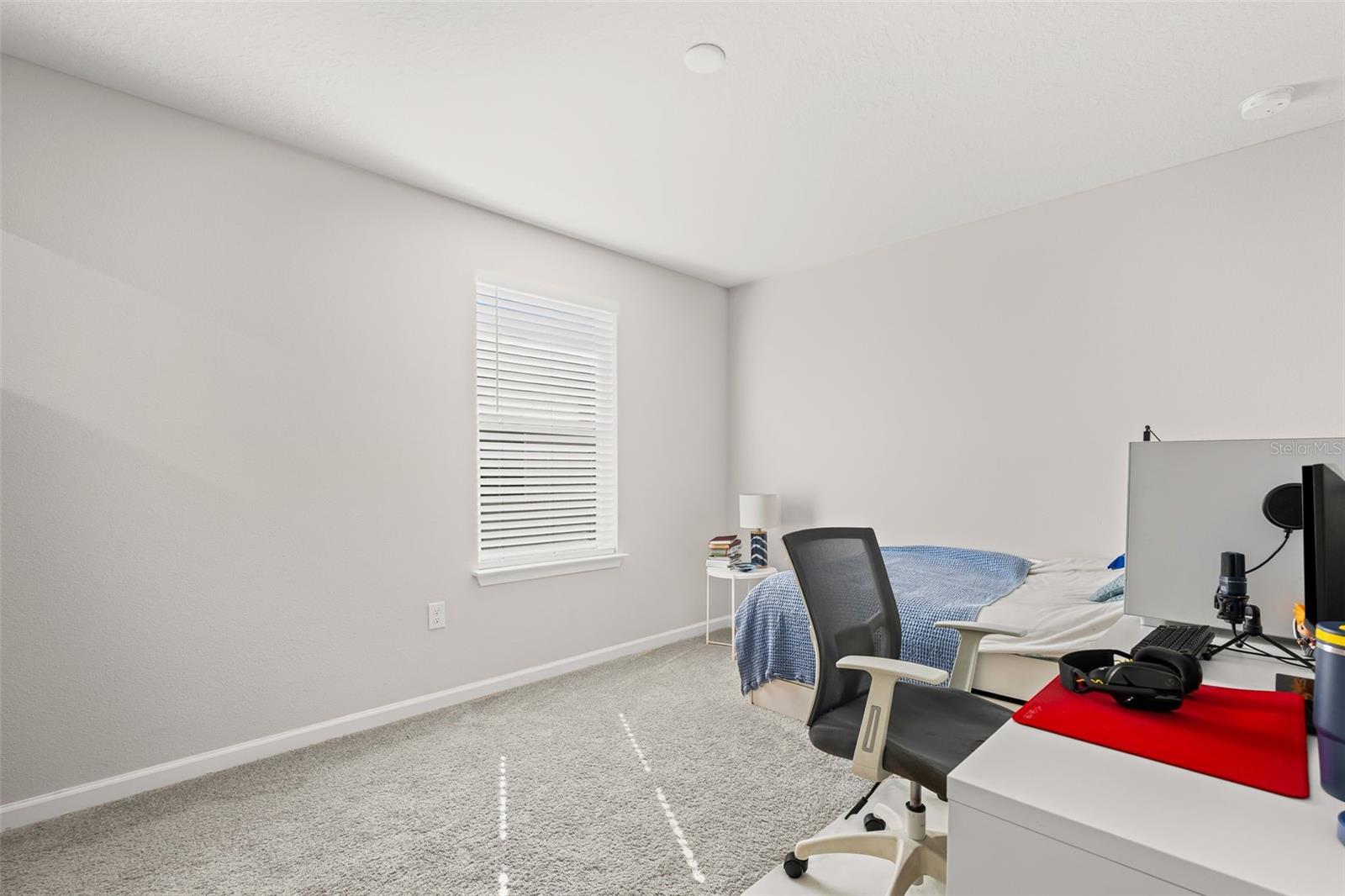 Image 21 of 46 For 11960 Sky Acres Terrace