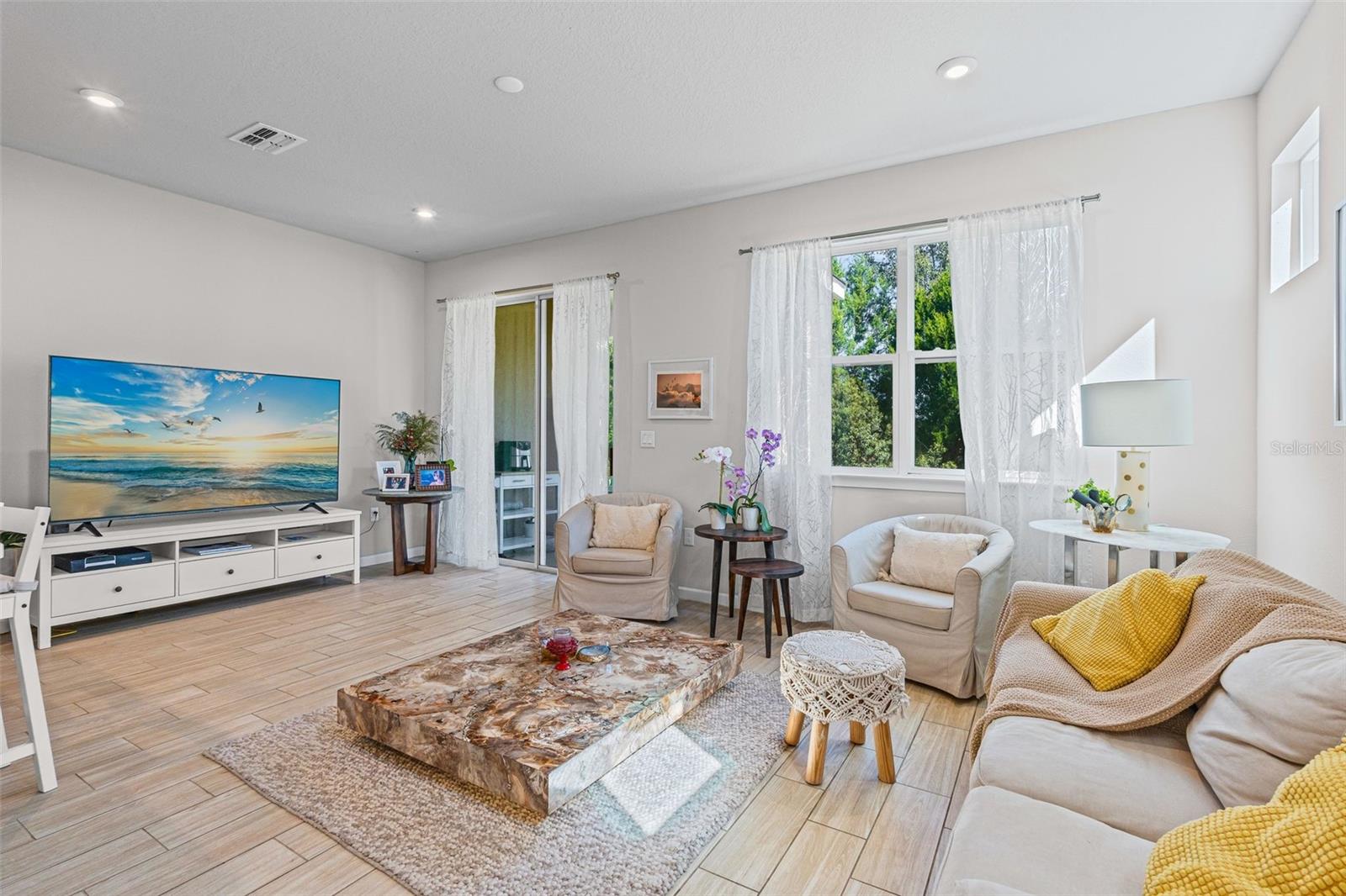 Image 8 of 46 For 11960 Sky Acres Terrace