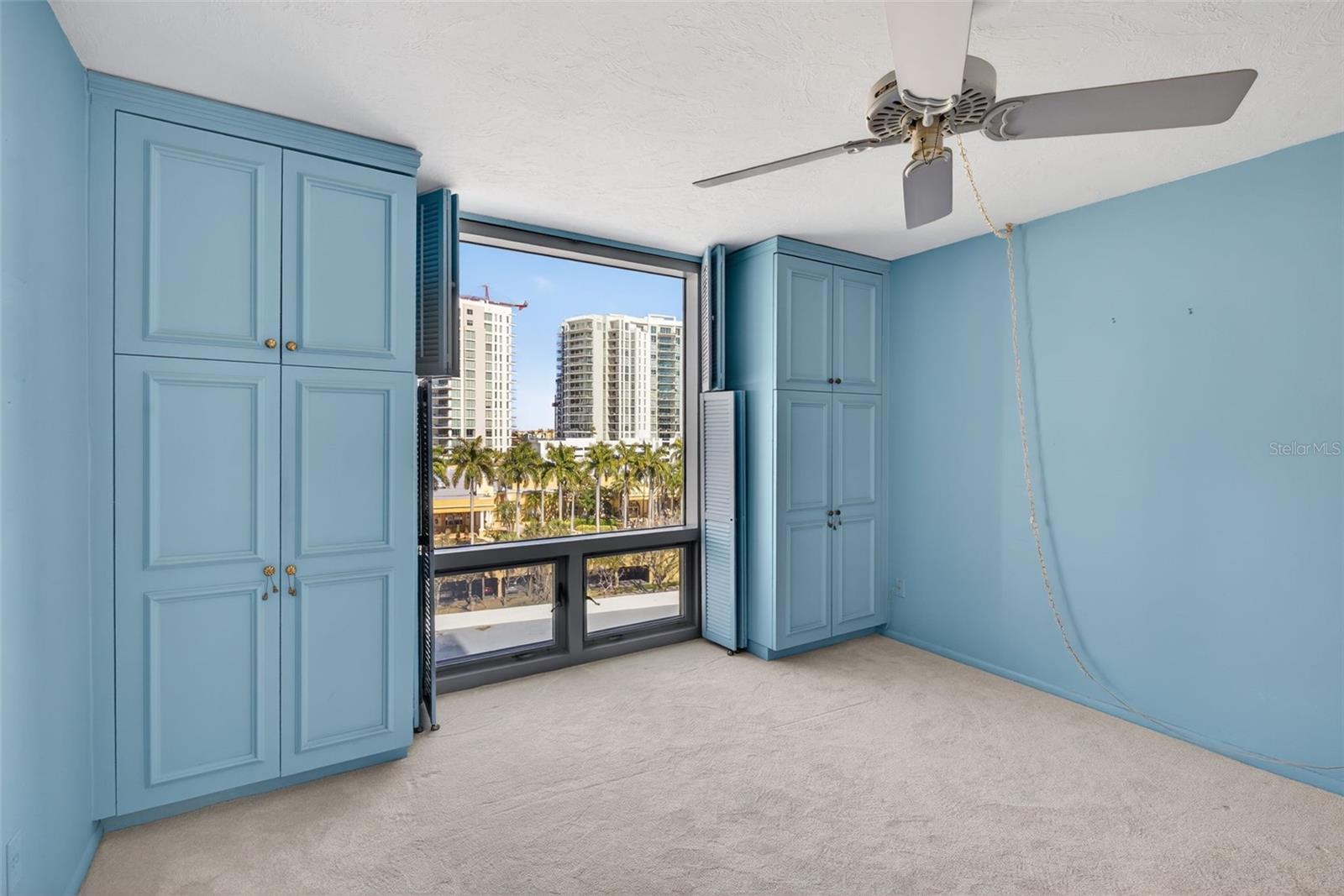 Image 23 of 33 For 1111 Gulfstream Avenue 8d