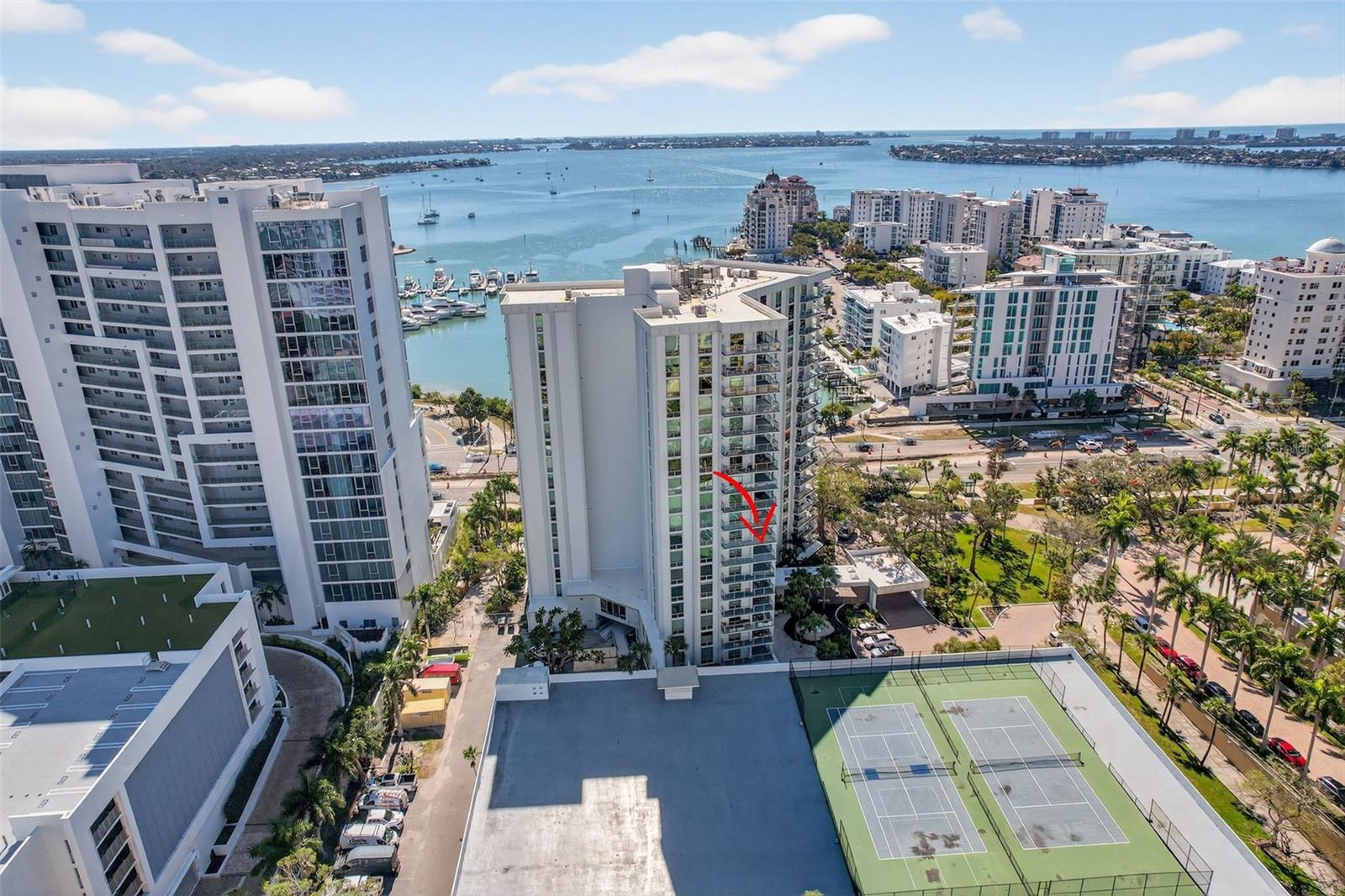 Image 3 of 33 For 1111 Gulfstream Avenue 8d