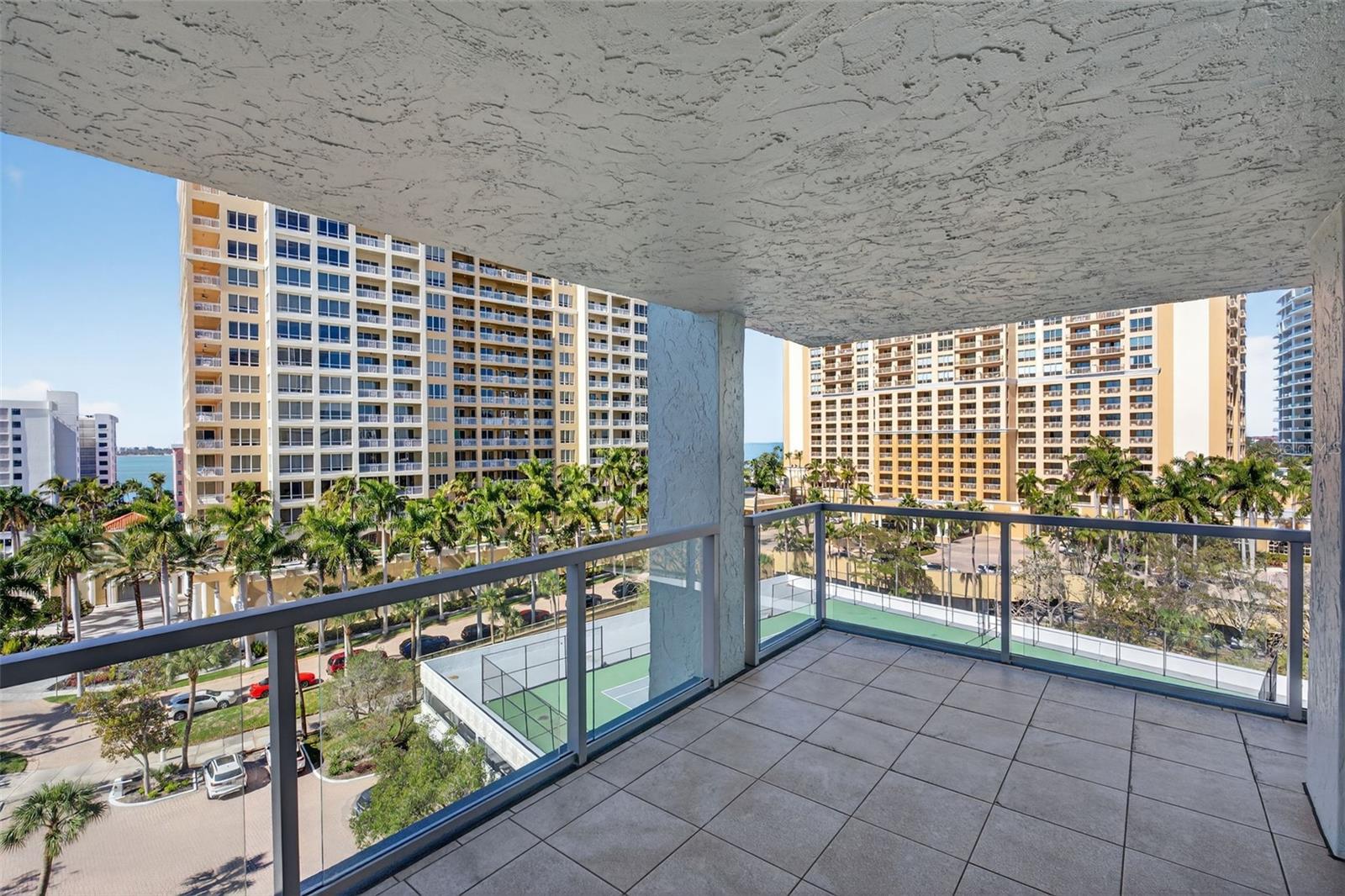 Image 32 of 33 For 1111 Gulfstream Avenue 8d