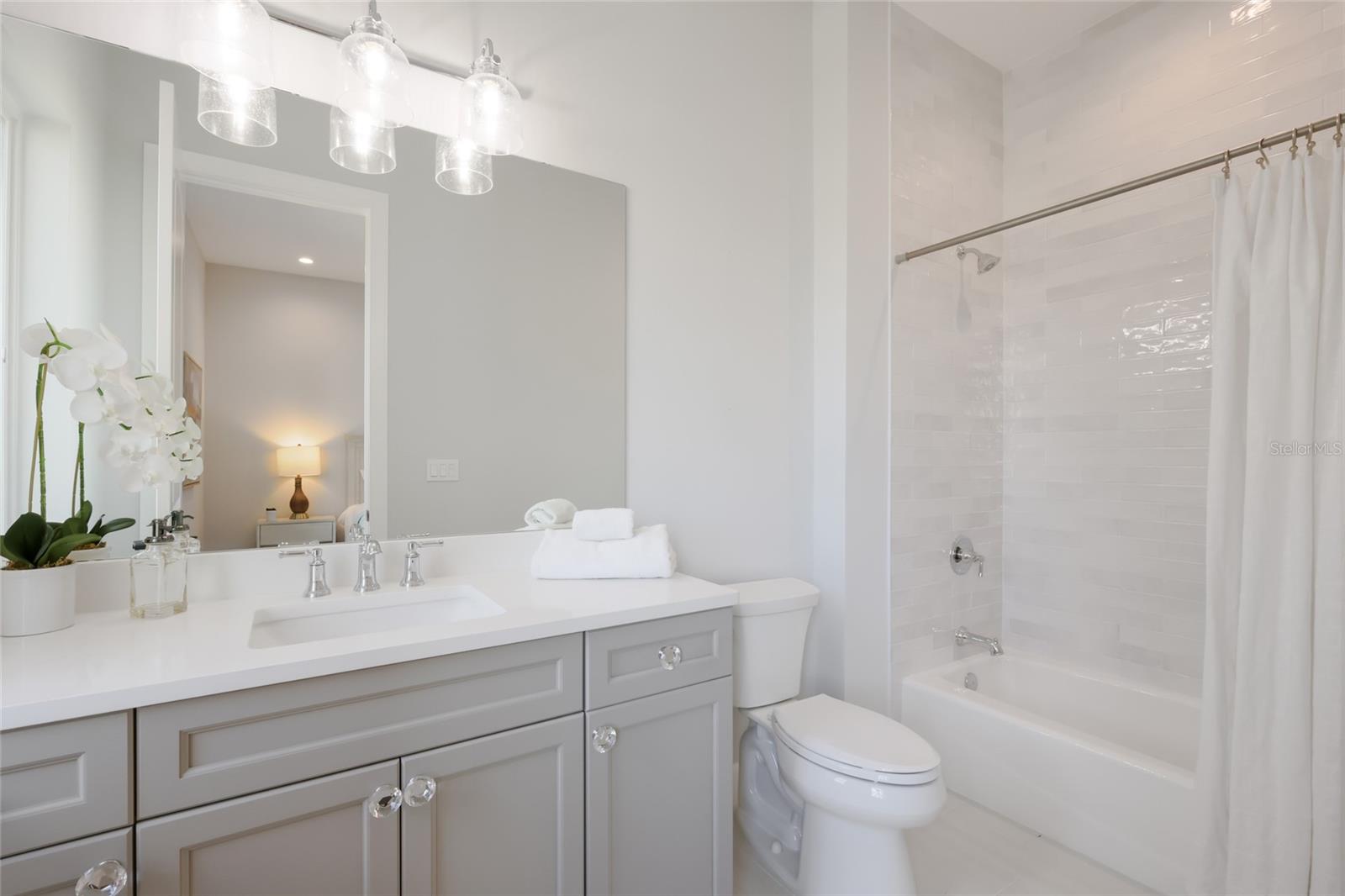 Image 30 of 81 For 1529 Rio Vista Terrace