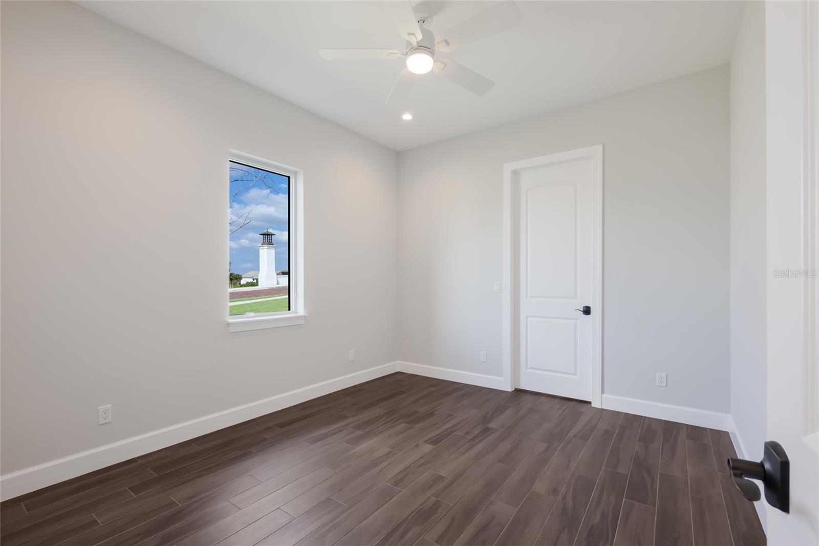 Image 31 of 81 For 1529 Rio Vista Terrace