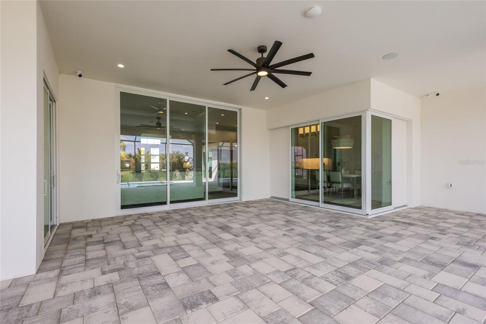 Image 37 of 81 For 1529 Rio Vista Terrace