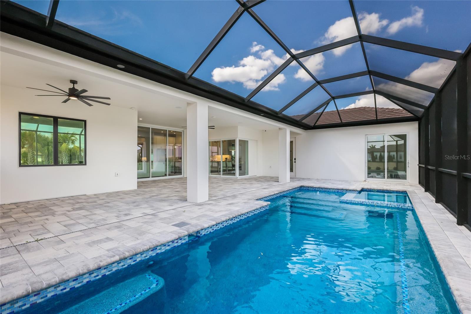 Image 38 of 81 For 1529 Rio Vista Terrace