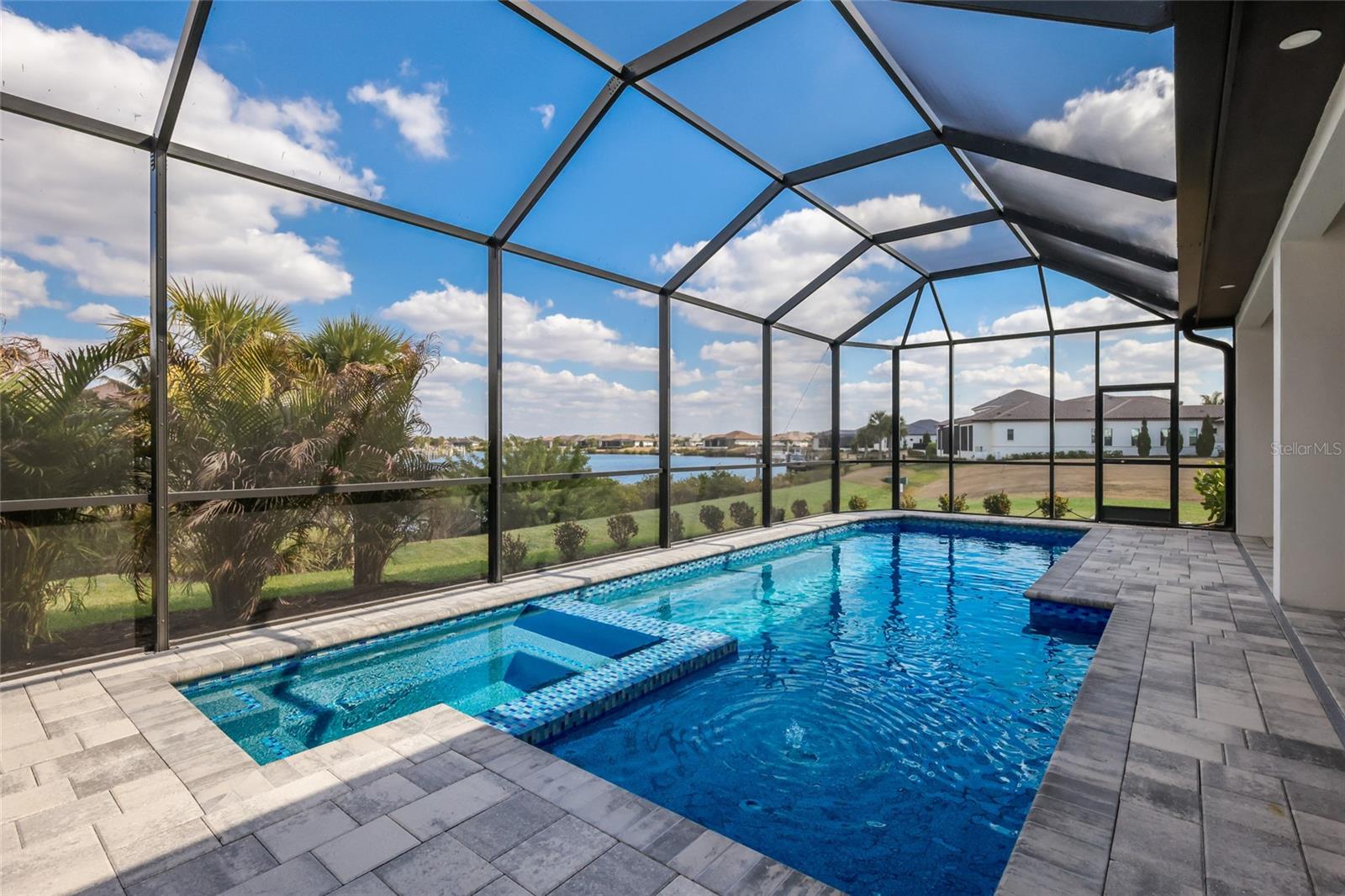 Image 40 of 81 For 1529 Rio Vista Terrace