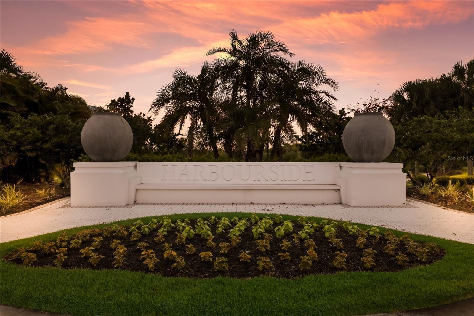 Image 50 of 81 For 1529 Rio Vista Terrace