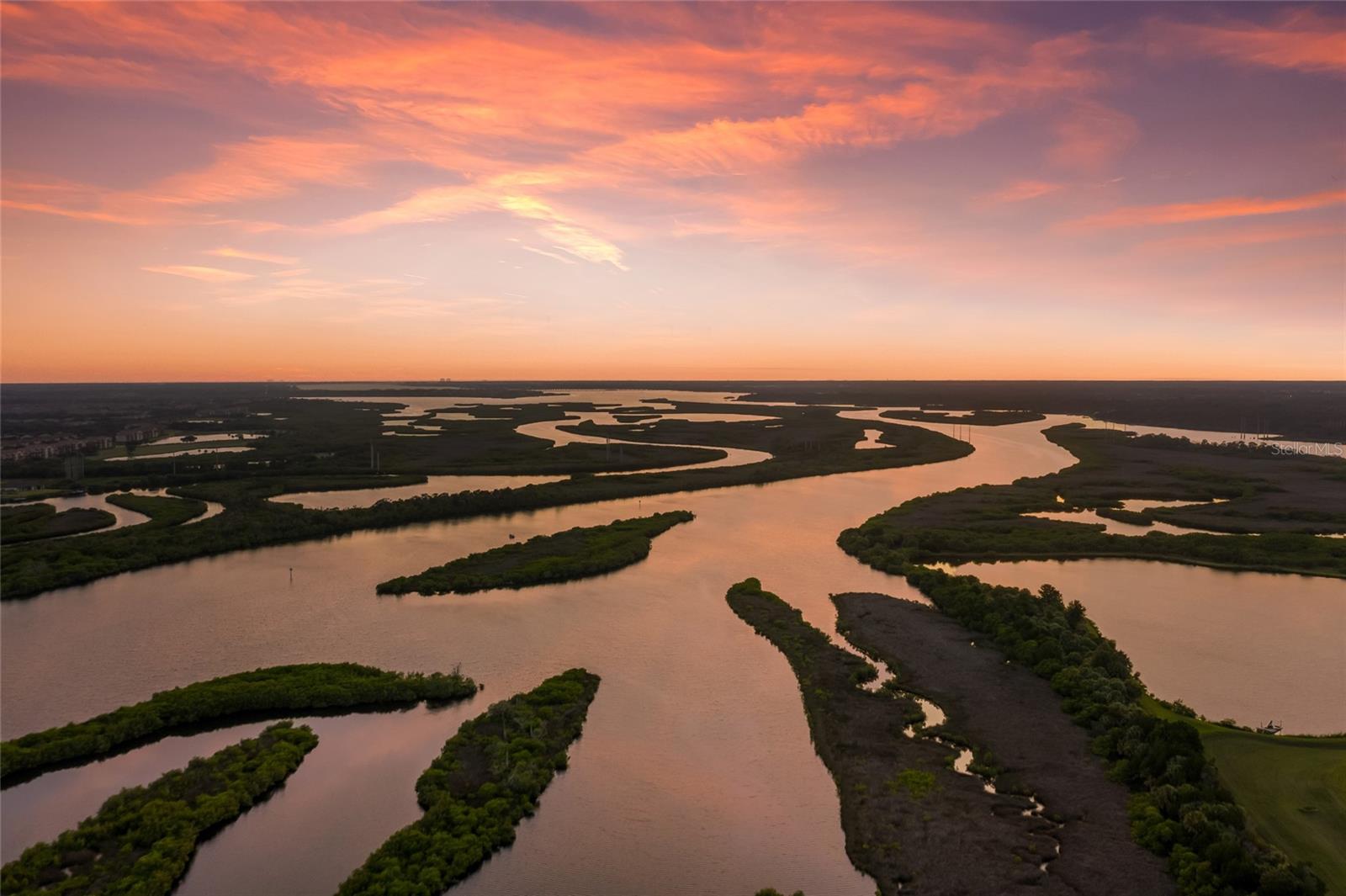 Image 79 of 81 For 1529 Rio Vista Terrace