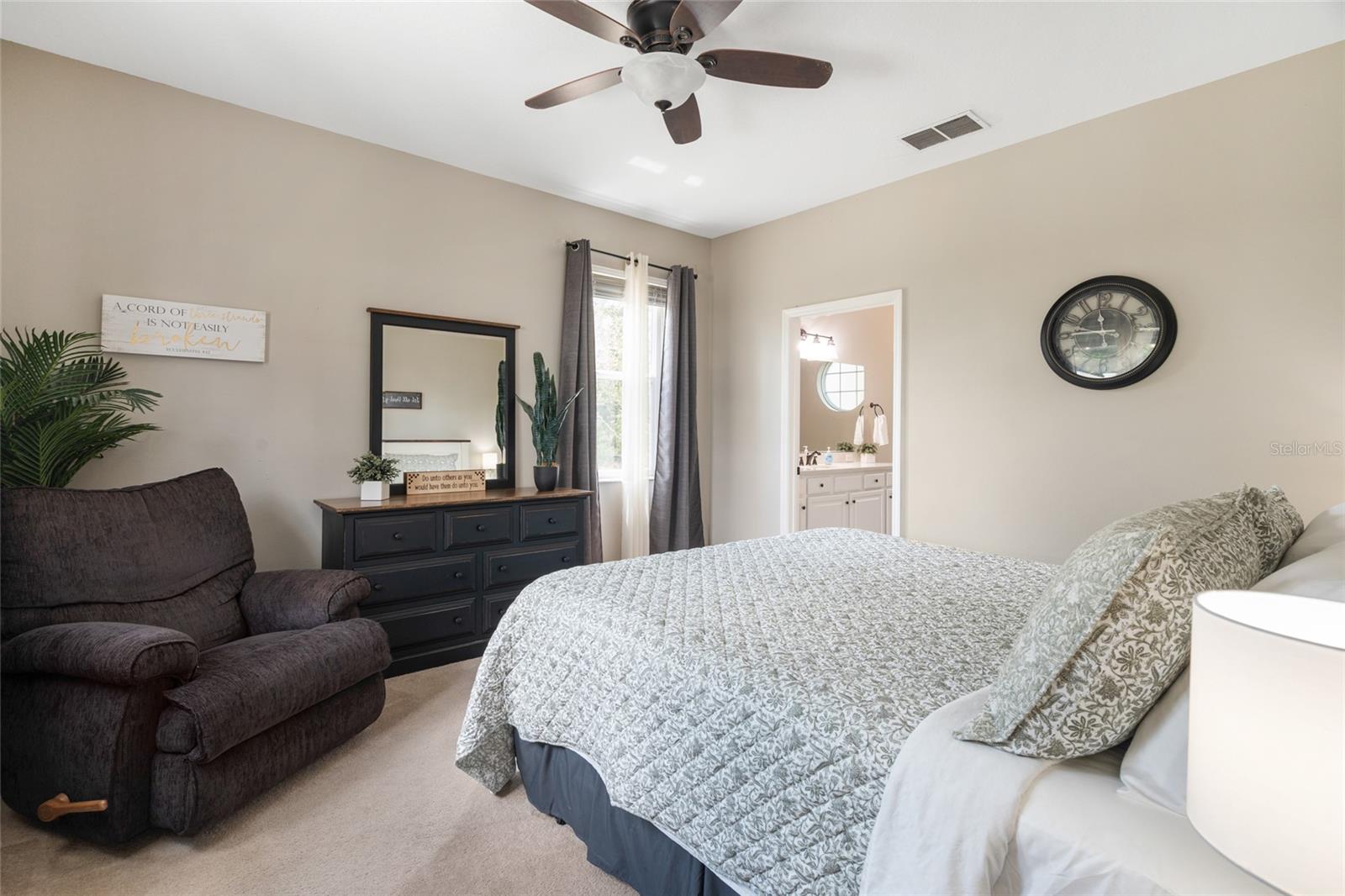 Image 24 of 47 For 26415 81st Drive E